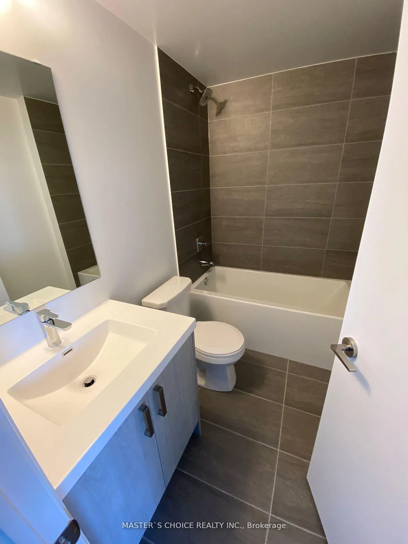 Photo 7 of Unit 3210, 77 Mutual Street, Toronto, Church-Yonge Corridor — HOMEH