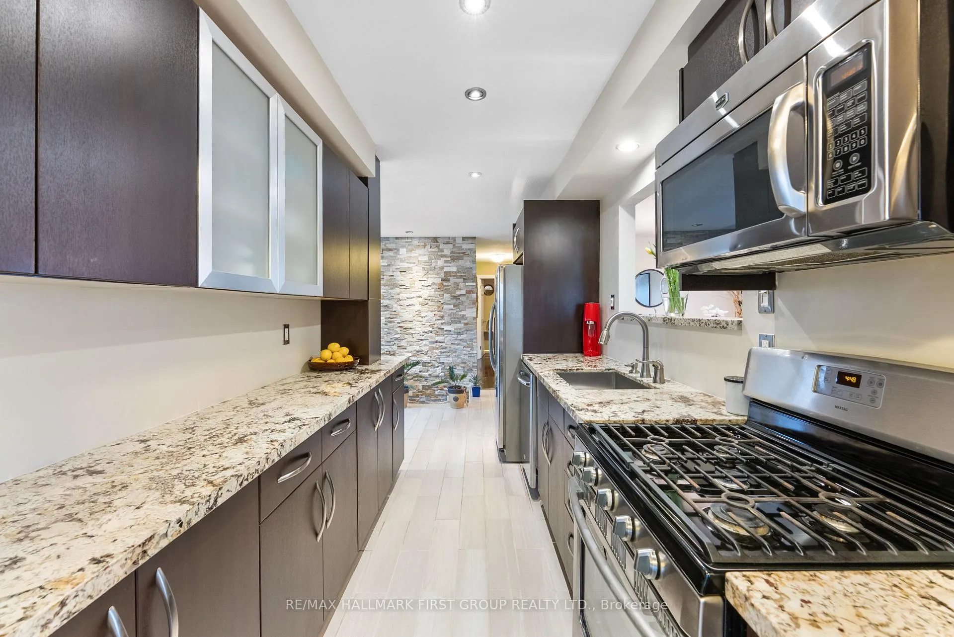 Photo 14 of 276 Limerick Street, Oshawa, Vanier — HOMEH