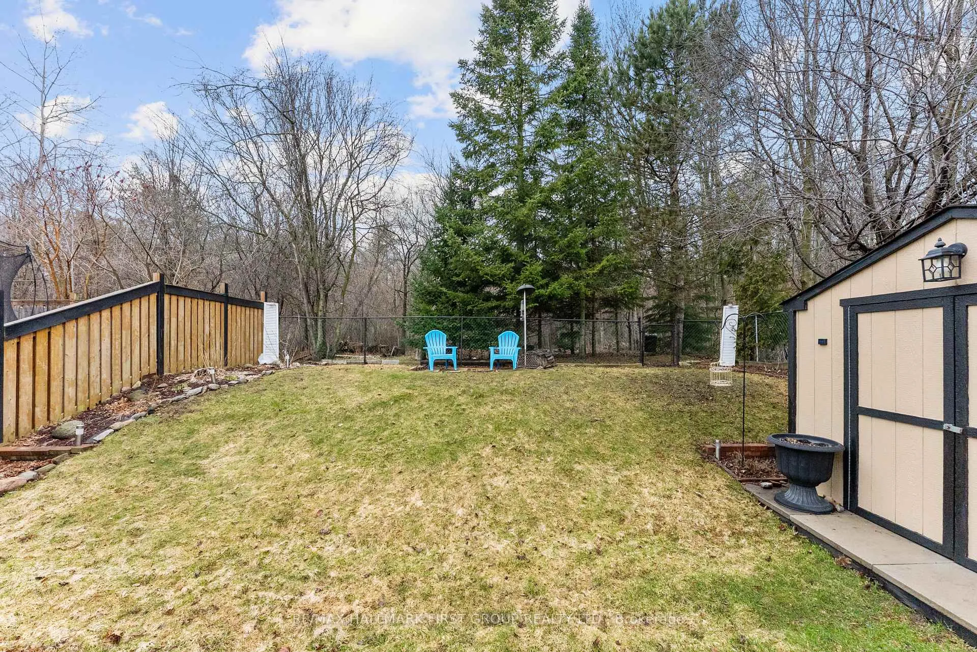 Photo 43 of 276 Limerick Street, Oshawa, Vanier — HOMEH