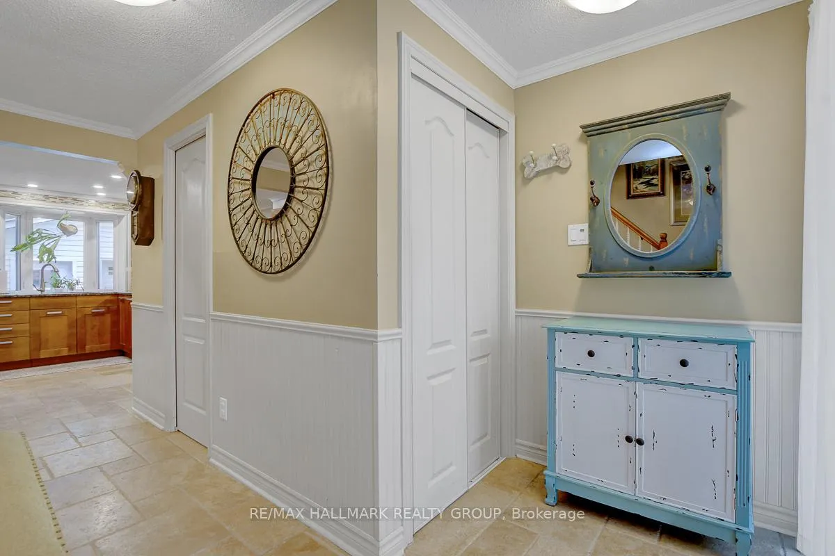 Photo 25 of 1865 Elmridge Drive, Ottawa, Beacon Hill South — HOMEH