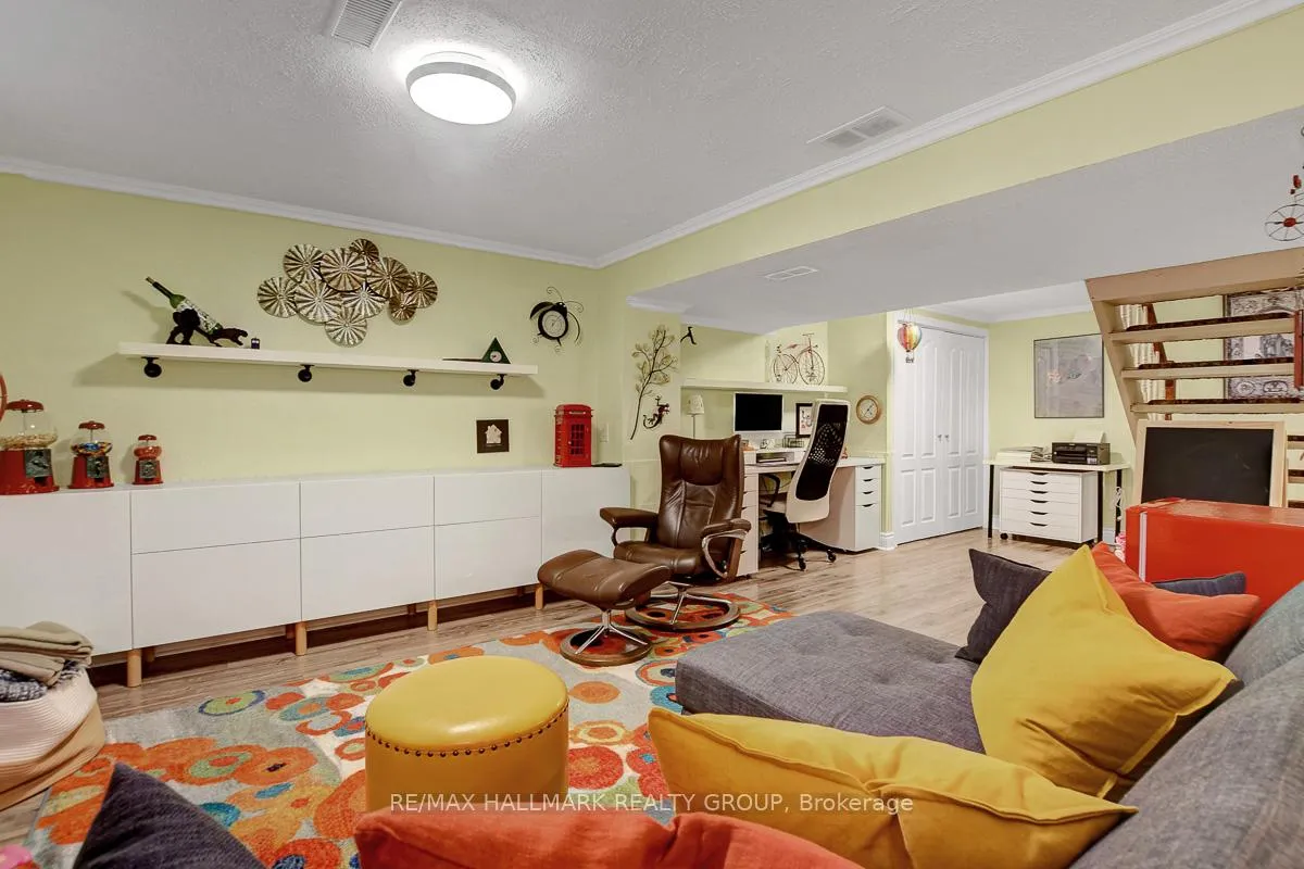 Photo 303 of 1865 Elmridge Drive, Ottawa, Beacon Hill South — HOMEH