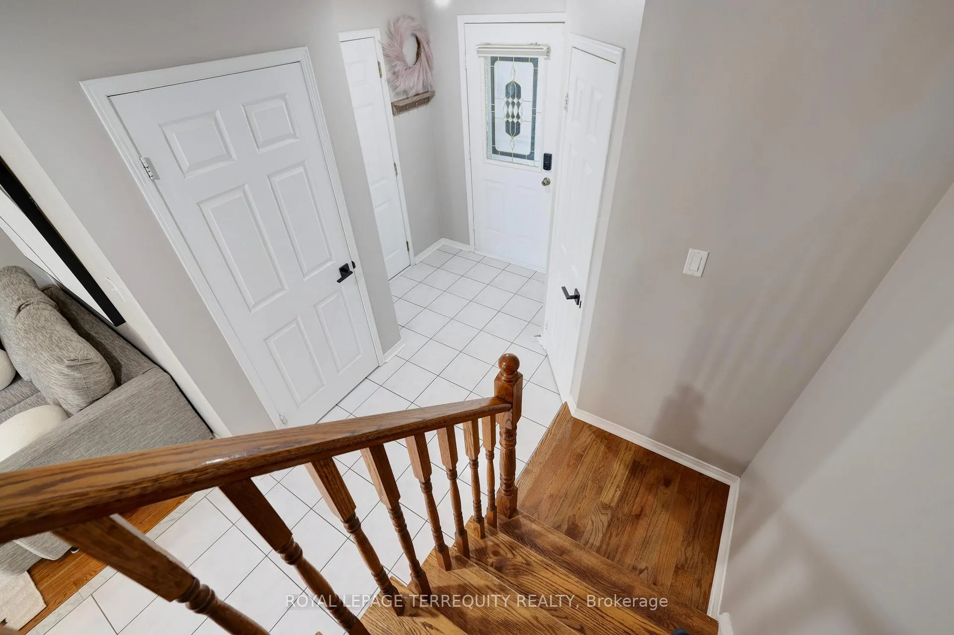 Photo 11 of 369 Rosegate Way, Oakville, Wedgewood Creek — HOMEH