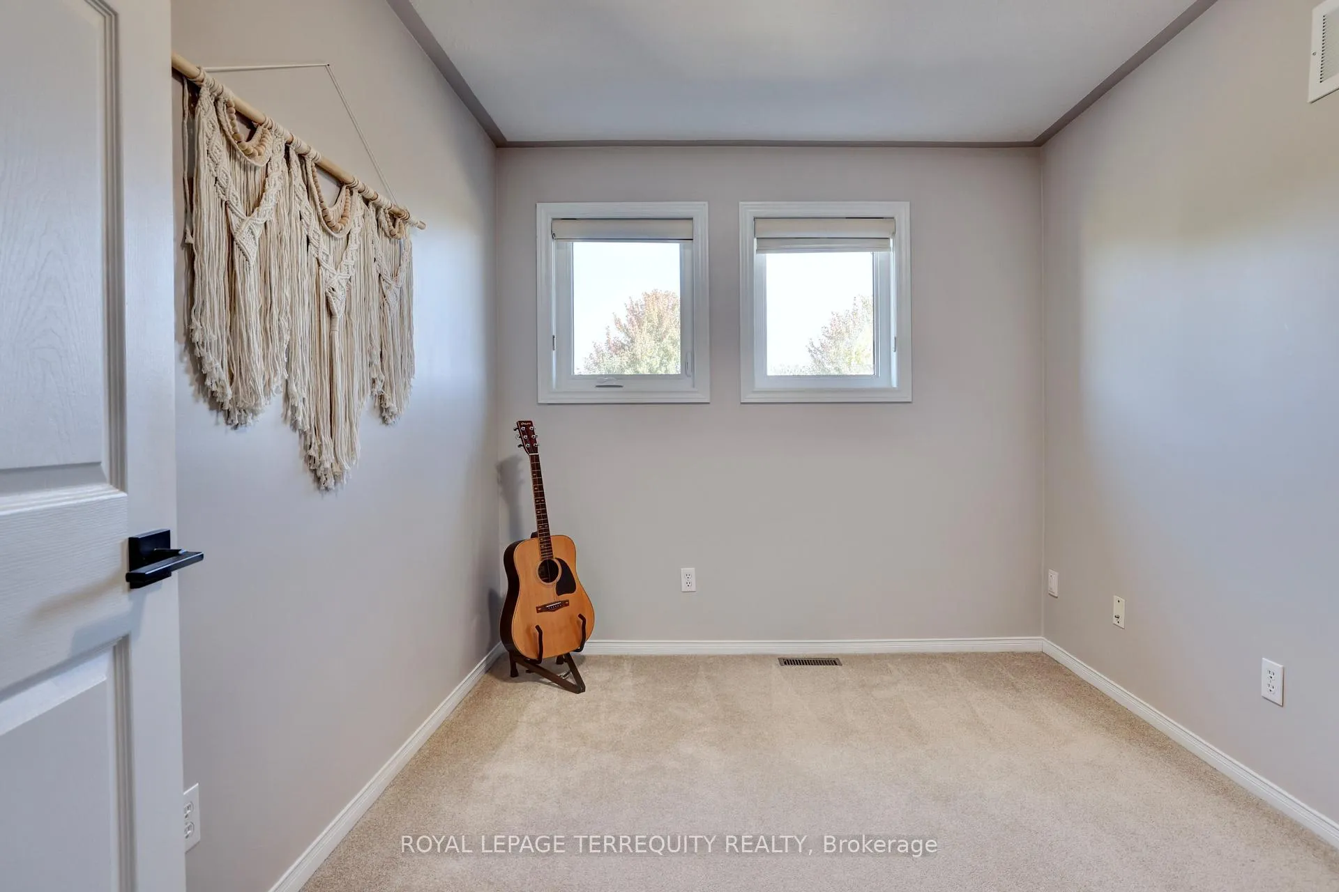Photo 19 of 369 Rosegate Way, Oakville, Wedgewood Creek — HOMEH
