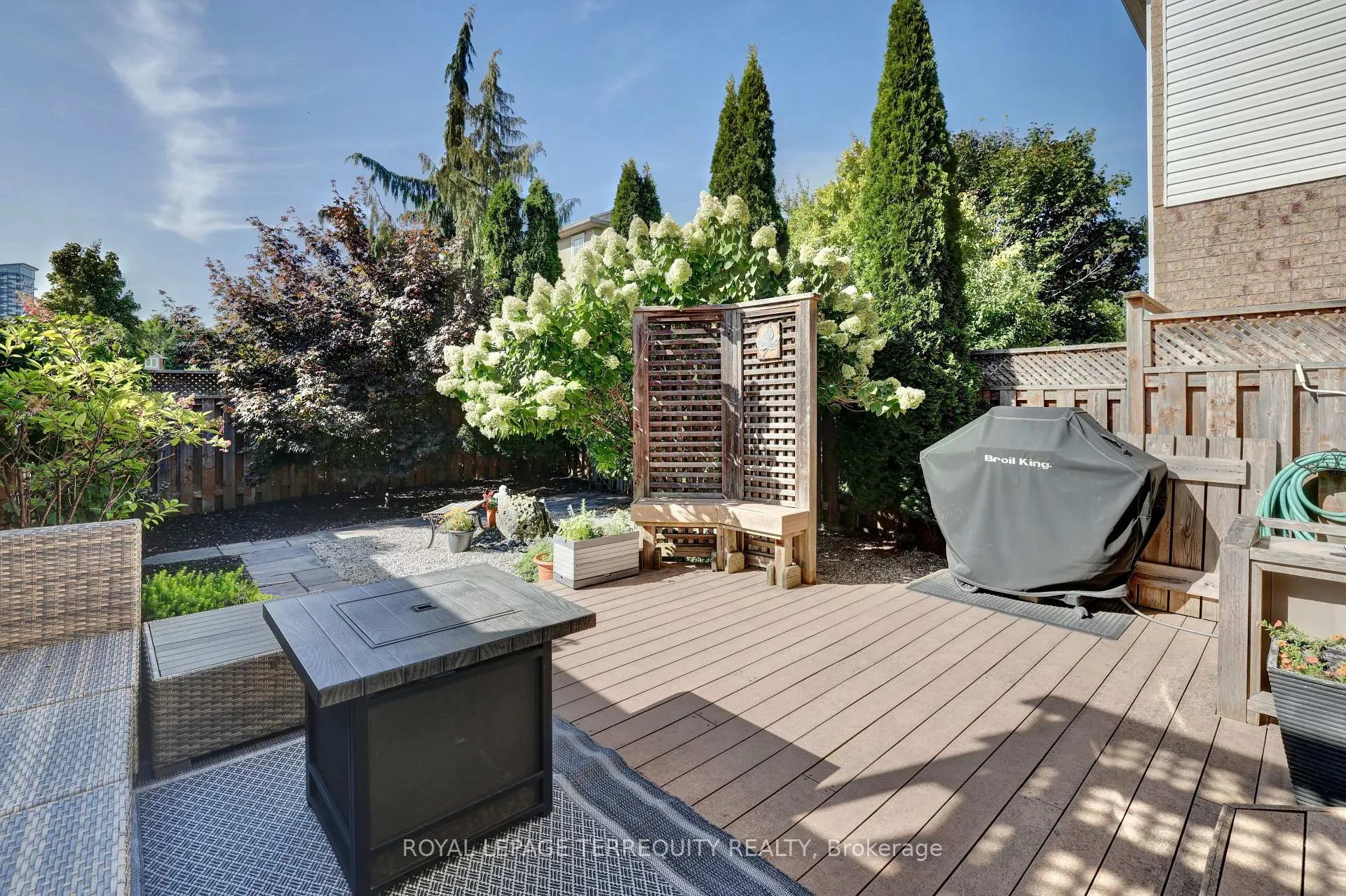 Photo 32 of 369 Rosegate Way, Oakville, Wedgewood Creek — HOMEH