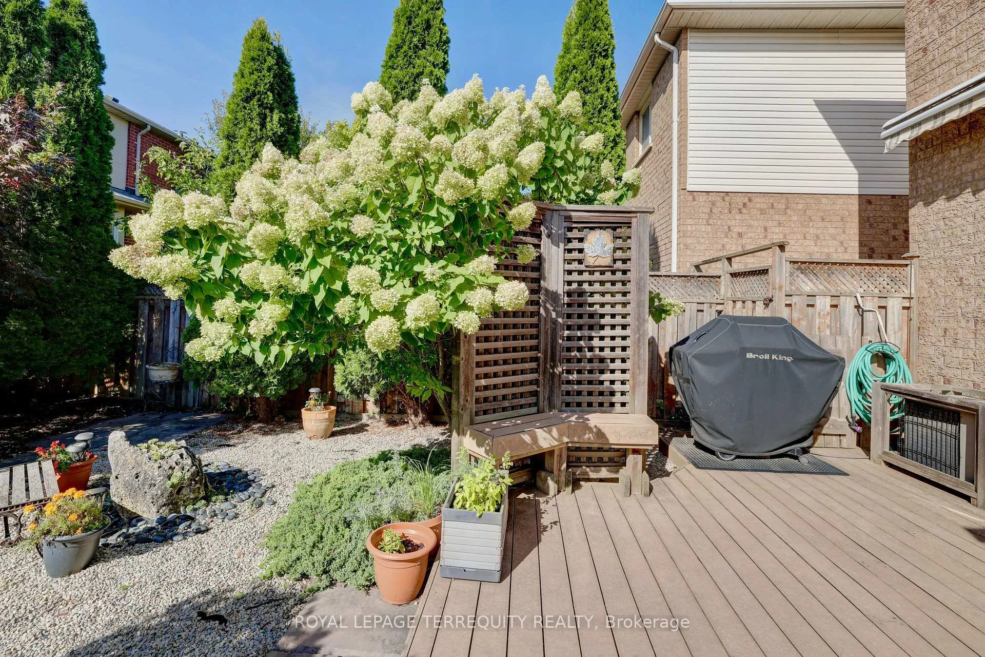 Photo 33 of 369 Rosegate Way, Oakville, Wedgewood Creek — HOMEH