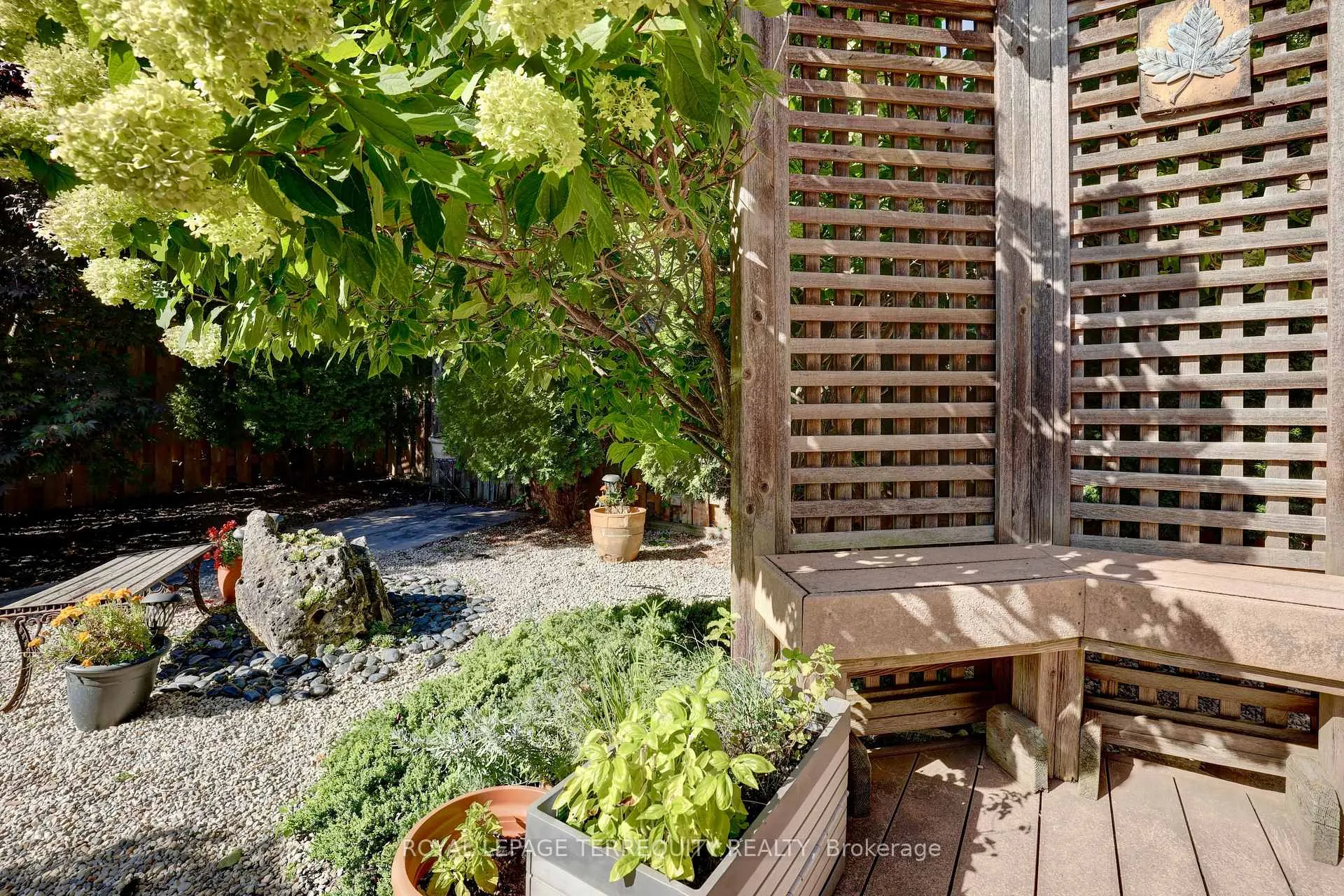 Photo 35 of 369 Rosegate Way, Oakville, Wedgewood Creek — HOMEH