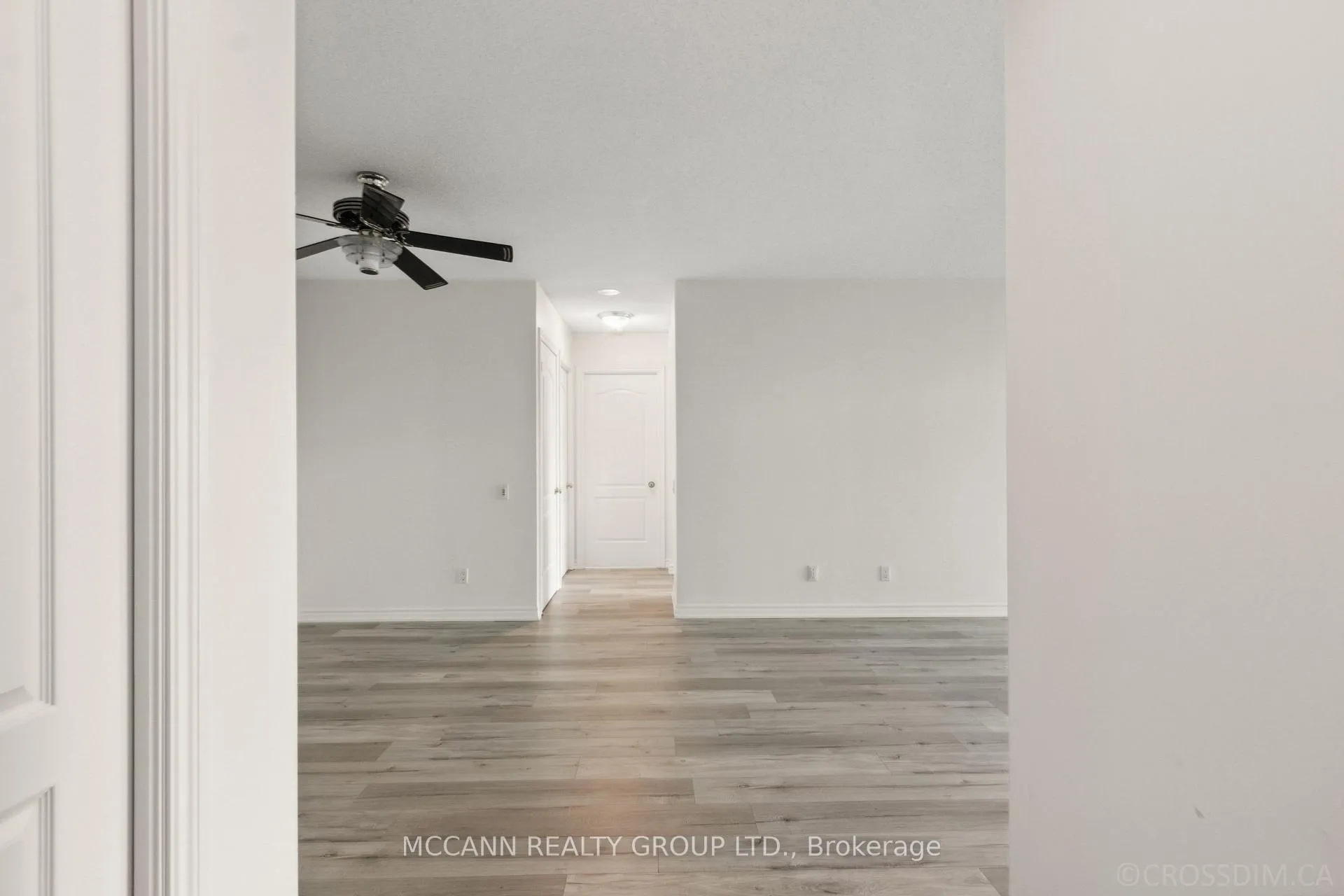 Photo 4 of Unit 614, 18 William Carson Crescent, North York, St. Andrew-Windfields — HOMEH