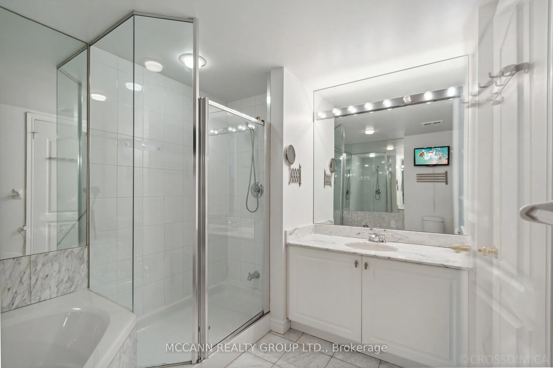 Photo 20 of Unit 614, 18 William Carson Crescent, North York, St. Andrew-Windfields — HOMEH