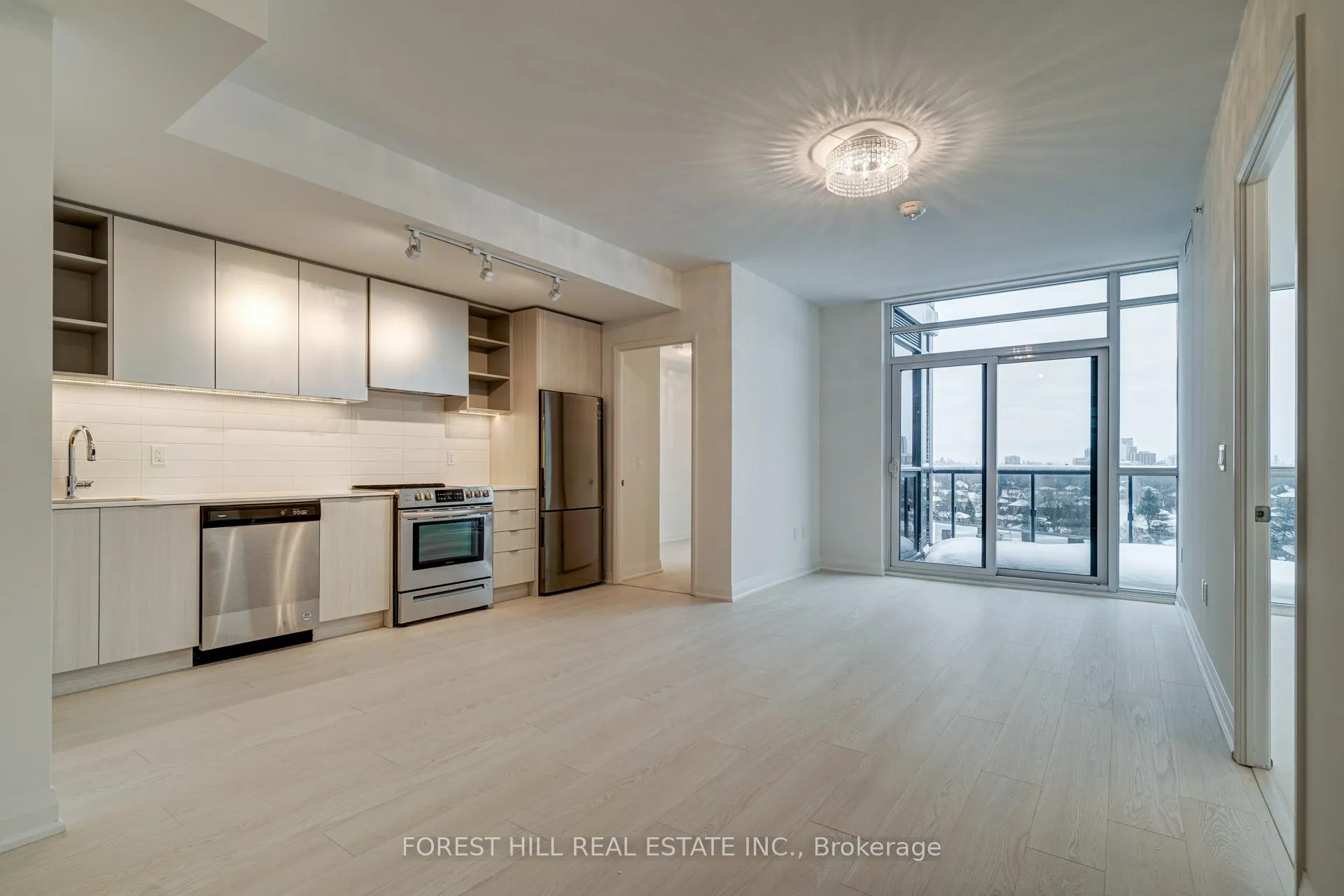 Photo 5 of Unit 1008, 10 Gibbs Road, Etobicoke, Islington-City Centre West — HOMEH