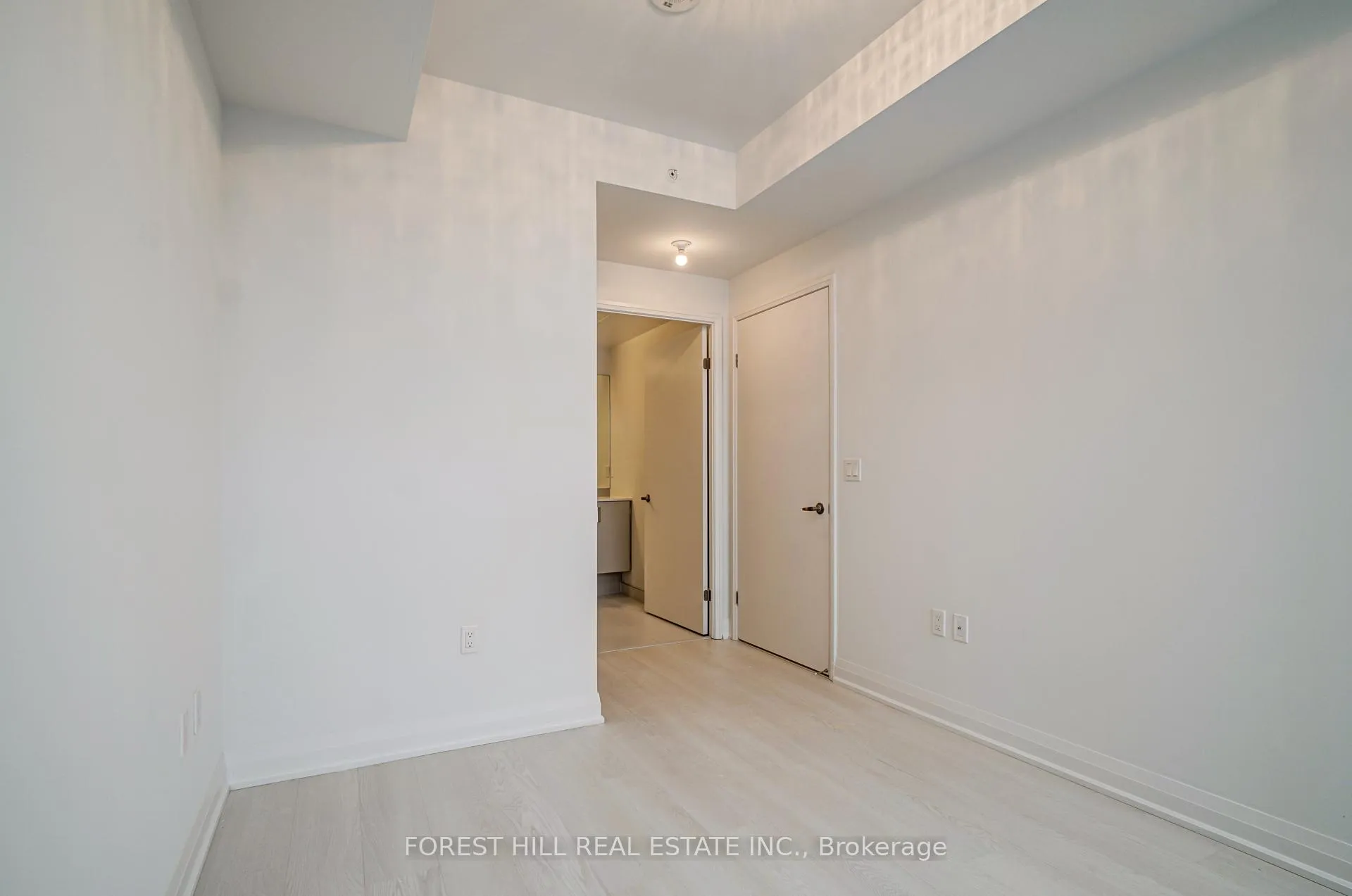 Photo 15 of Unit 1008, 10 Gibbs Road, Etobicoke, Islington-City Centre West — HOMEH