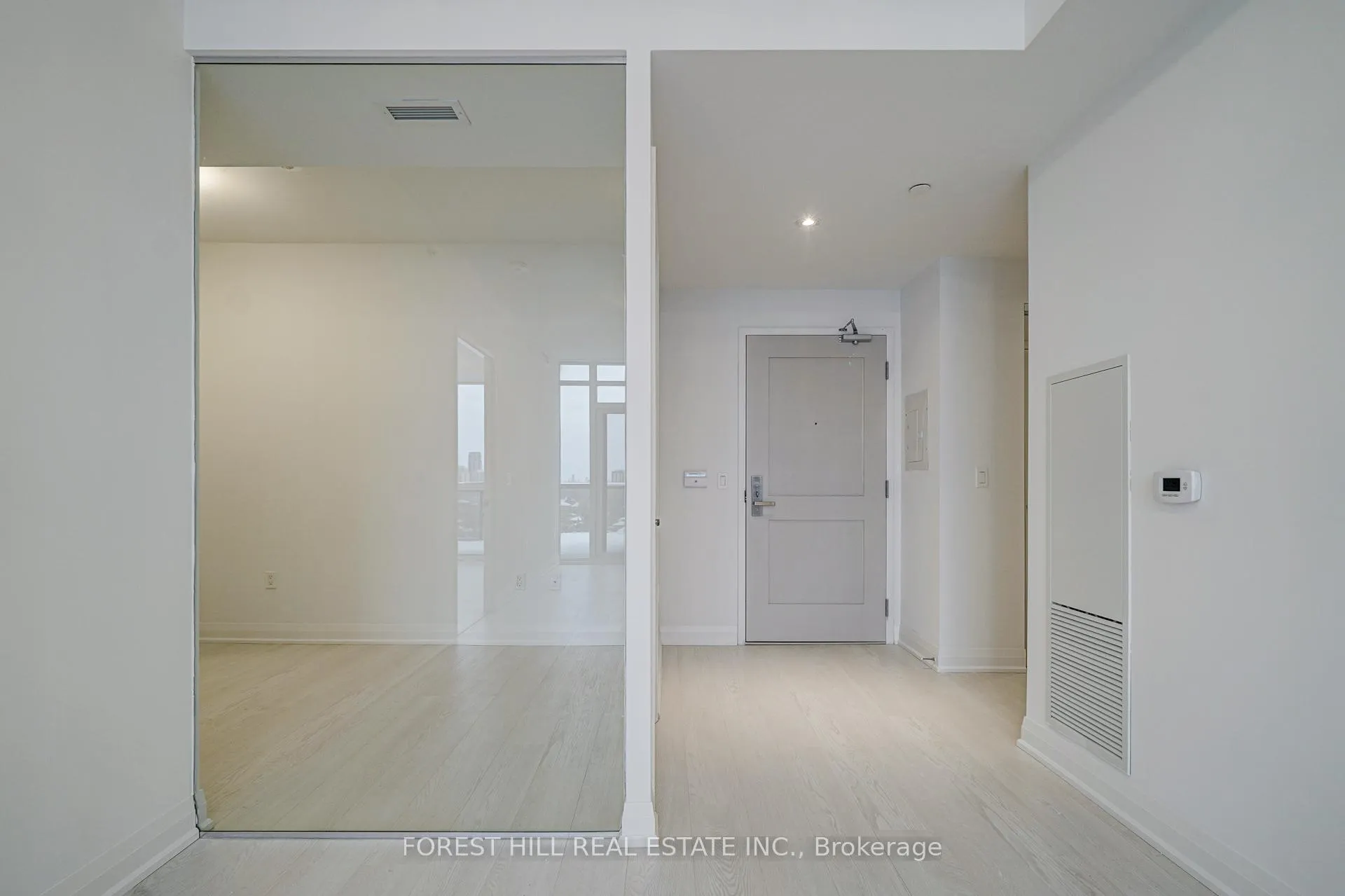 Photo 18 of Unit 1008, 10 Gibbs Road, Etobicoke, Islington-City Centre West — HOMEH