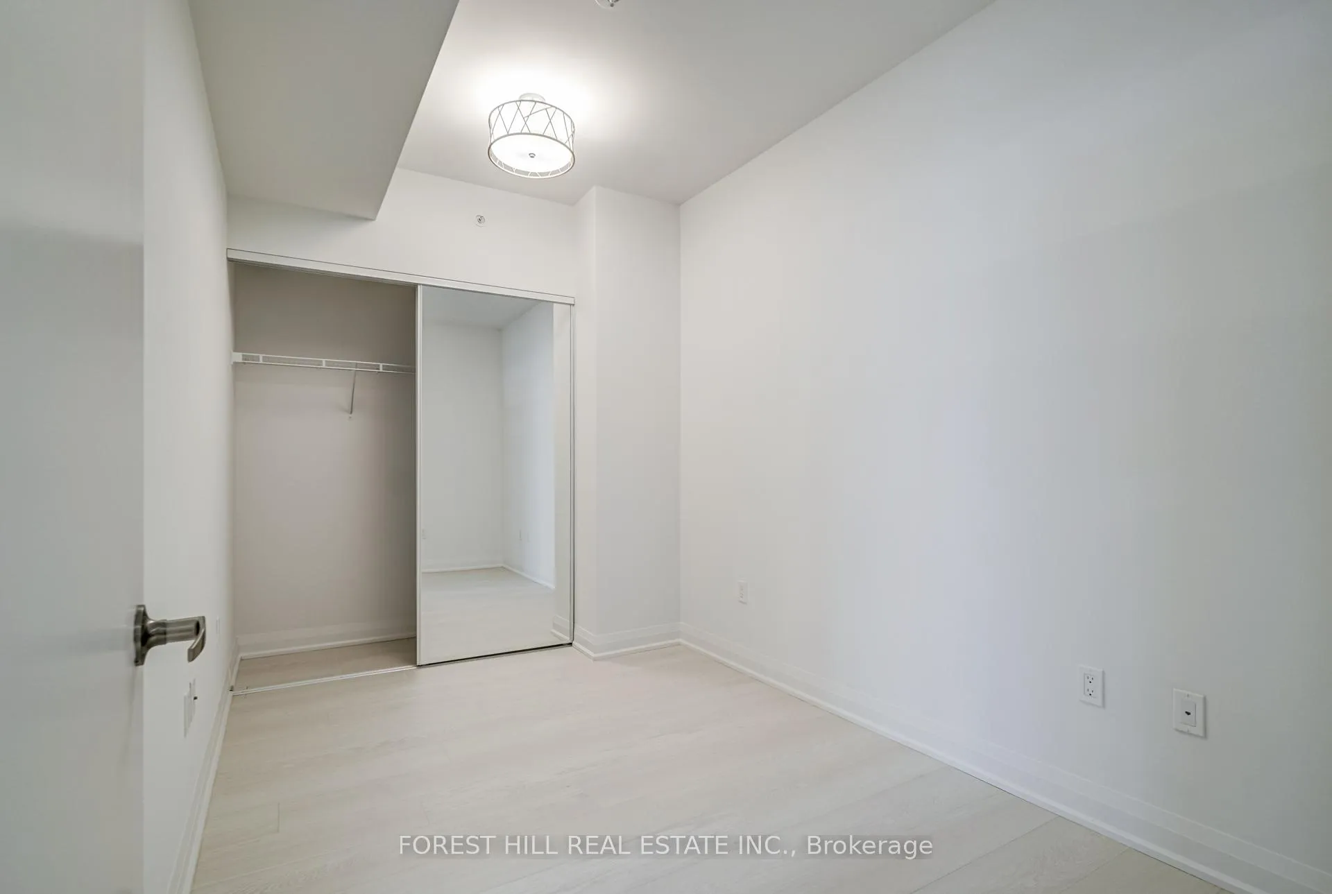 Photo 19 of Unit 1008, 10 Gibbs Road, Etobicoke, Islington-City Centre West — HOMEH