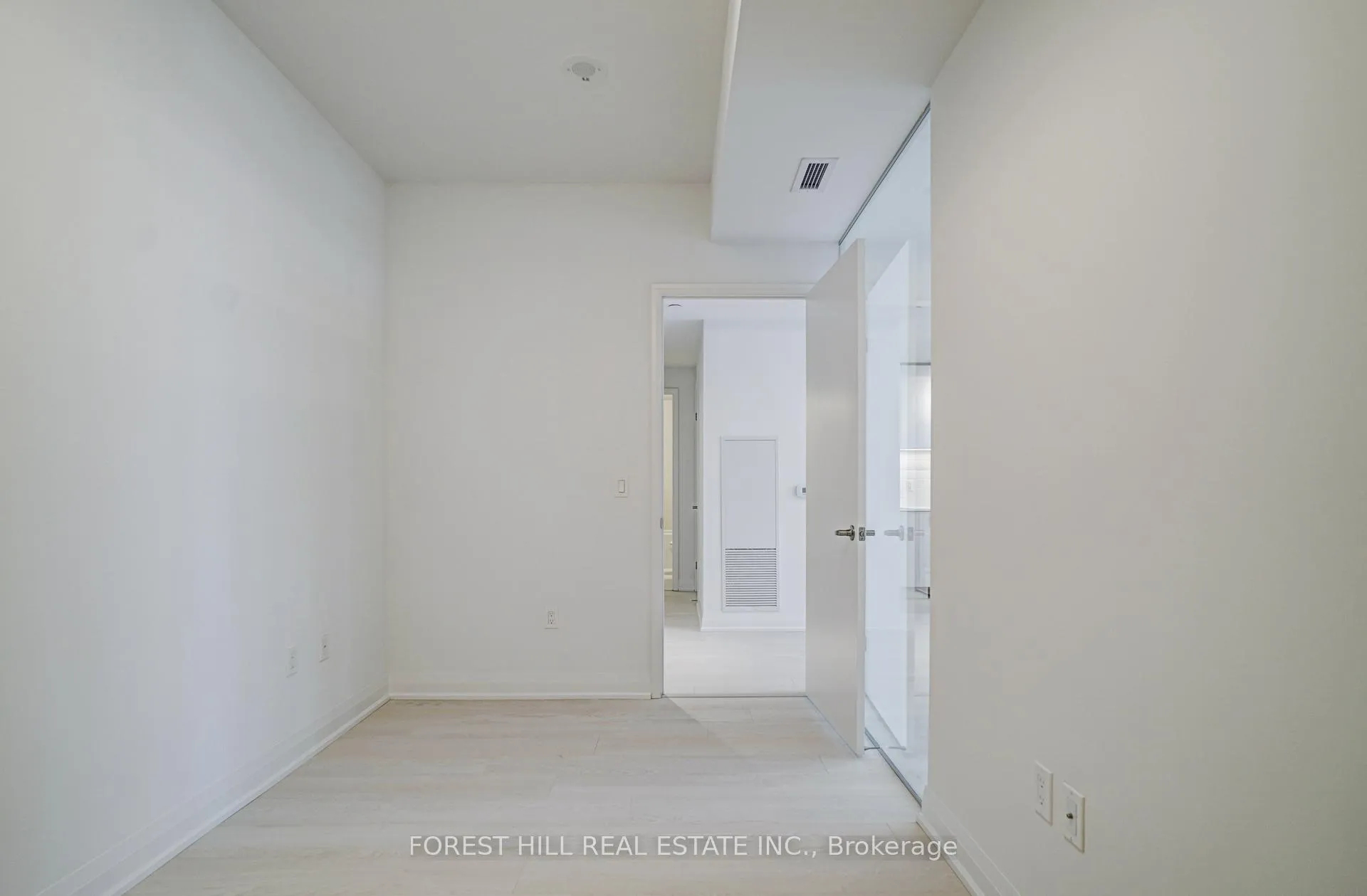 Photo 20 of Unit 1008, 10 Gibbs Road, Etobicoke, Islington-City Centre West — HOMEH
