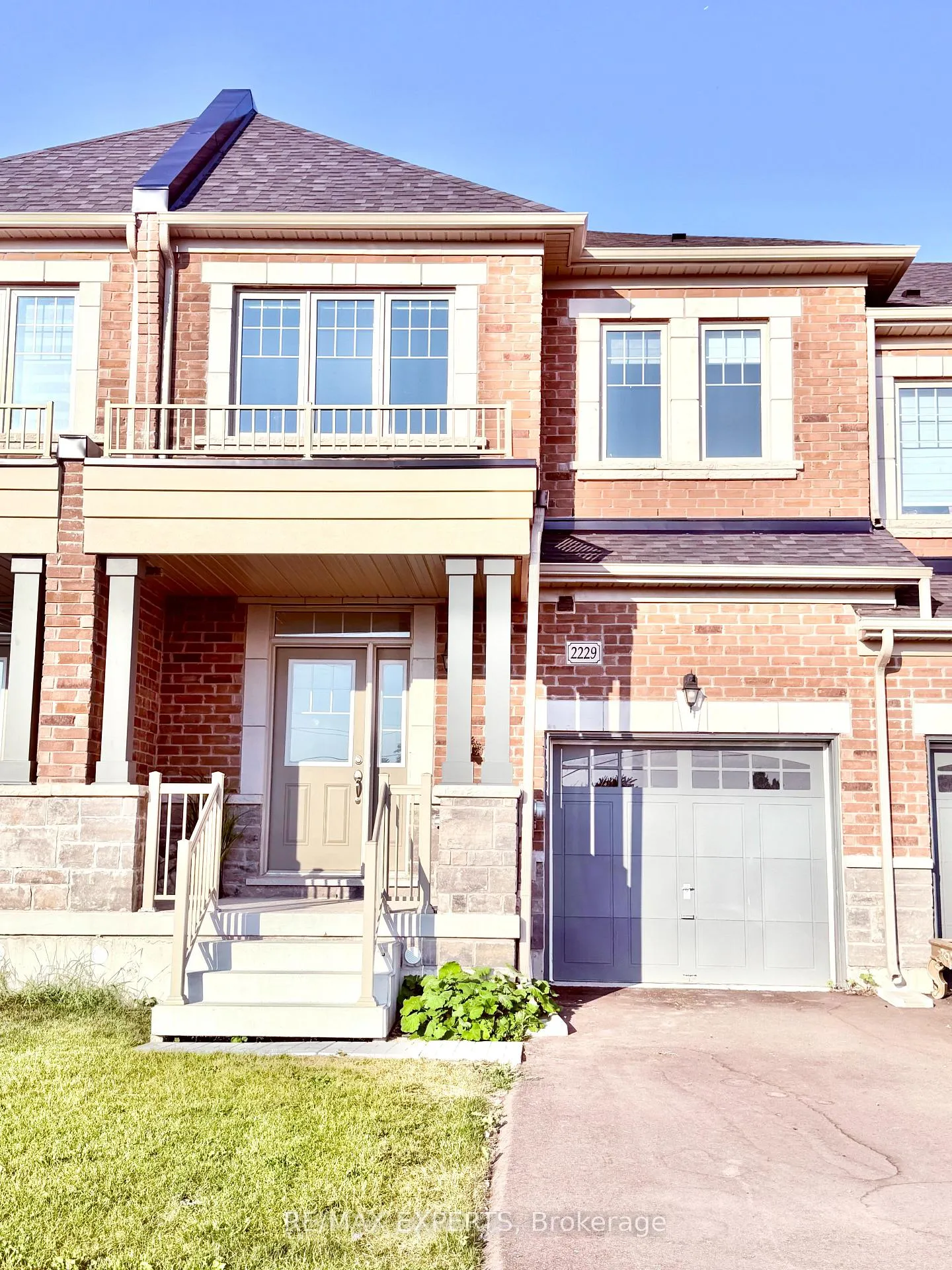 Photo 1 of 2229 Grainger Loop, Innisfil, Alcona — HOMEH