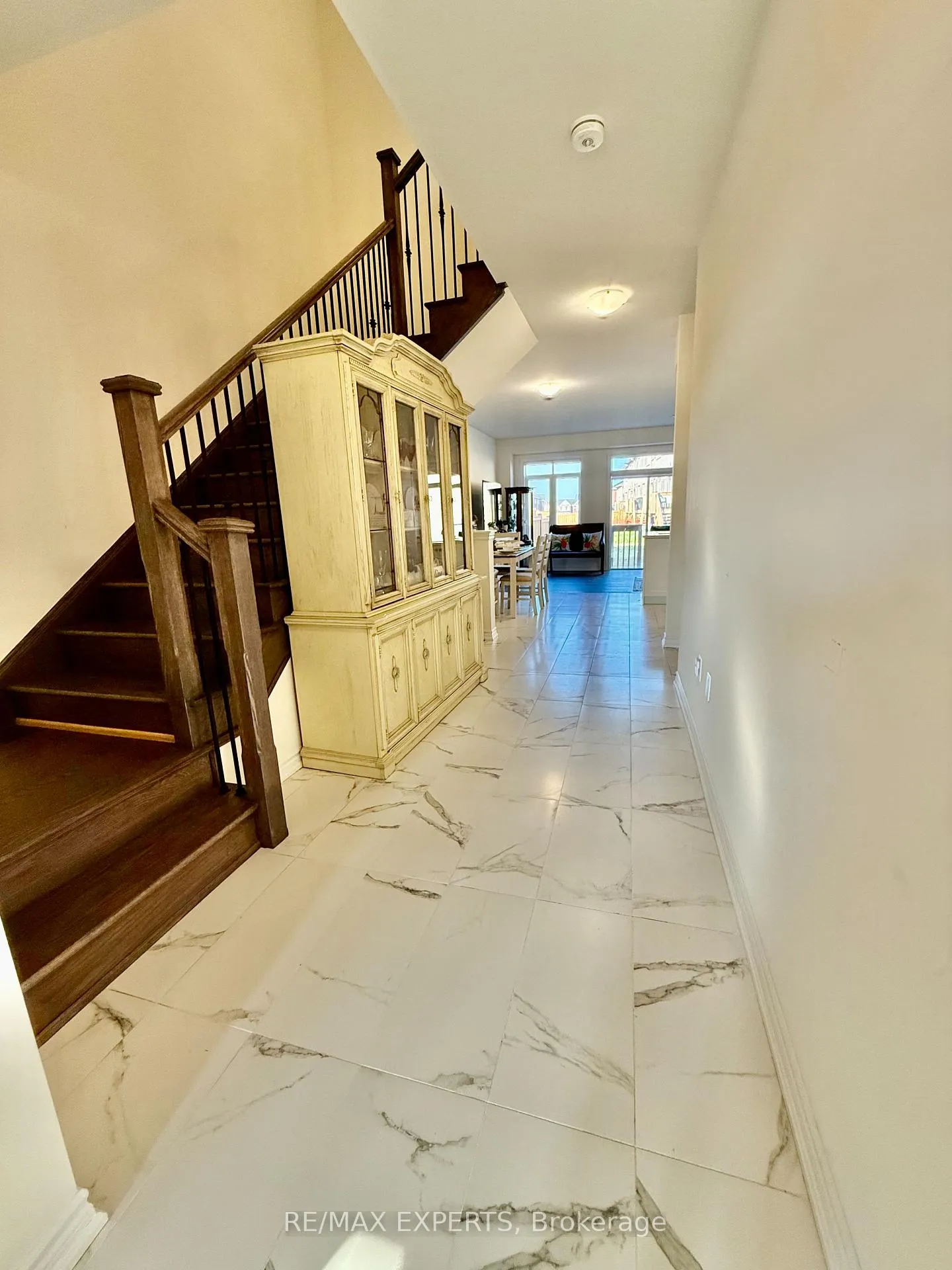 Photo 5 of 2229 Grainger Loop, Innisfil, Alcona — HOMEH