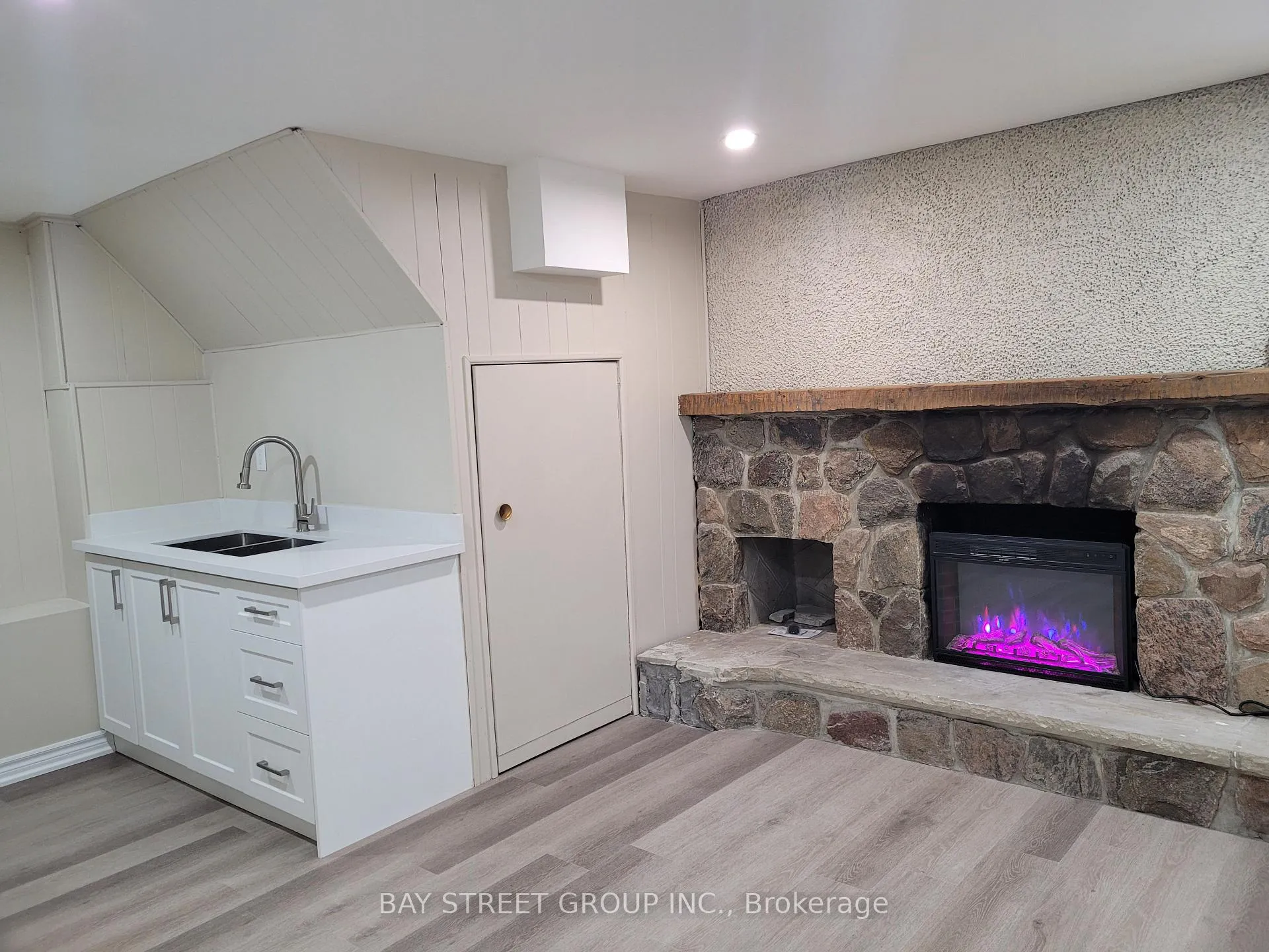 Front of Unit Basement A, 3 Sheldonbury Crescent