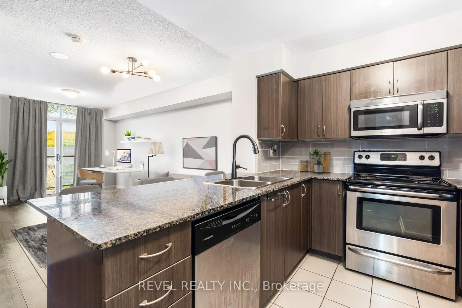 Photo 7 of Unit 310, 812 Lansdowne Avenue, Toronto, Dovercourt-Wallace Emerson-Junction — HOMEH