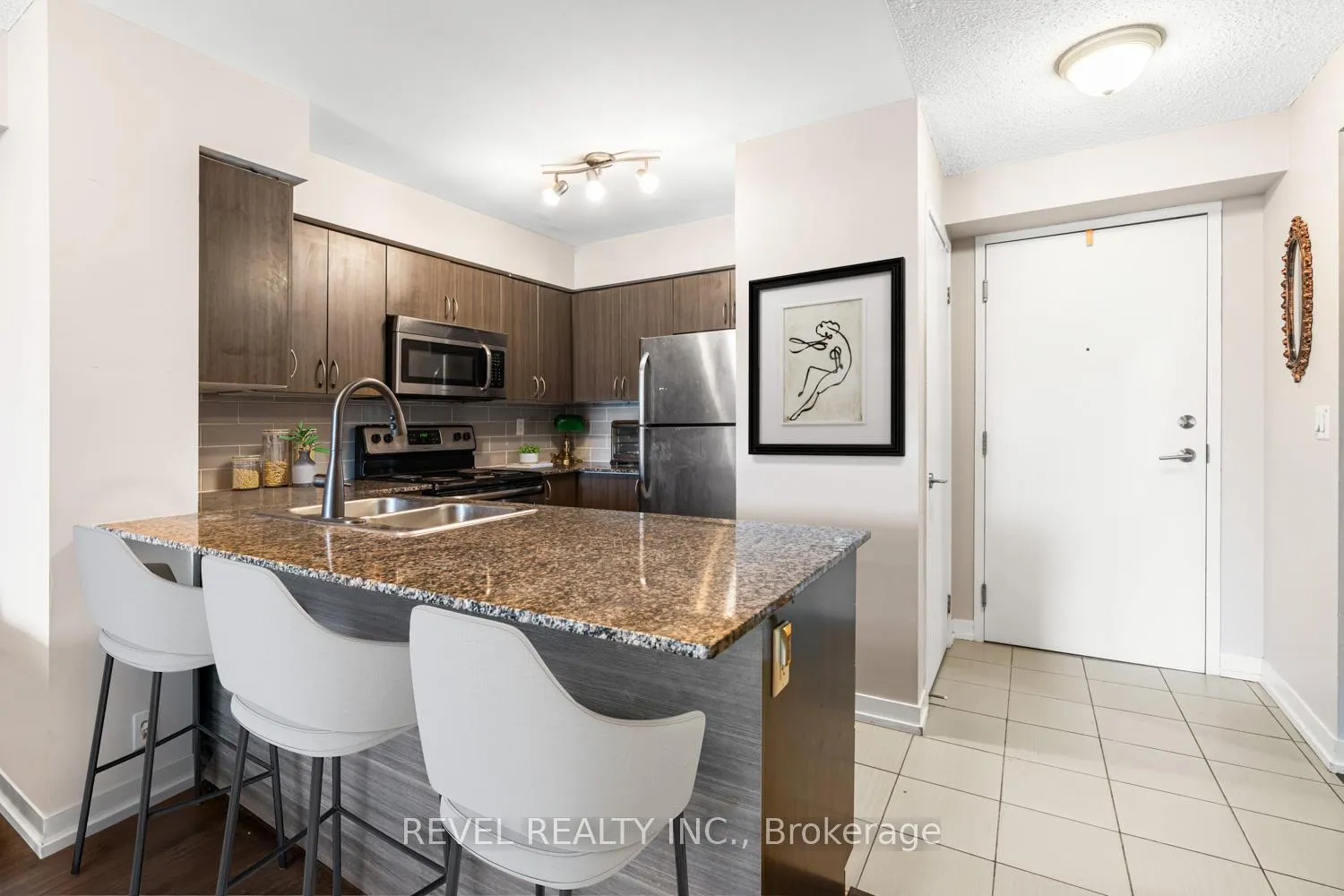 Photo 8 of Unit 310, 812 Lansdowne Avenue, Toronto, Dovercourt-Wallace Emerson-Junction — HOMEH