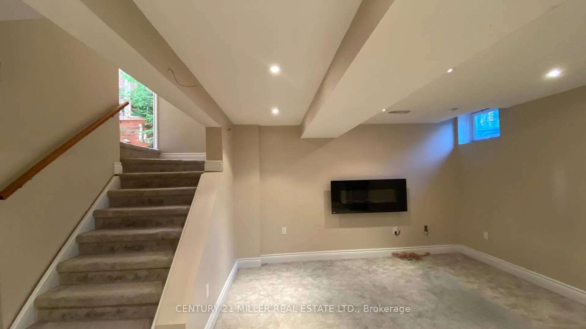 Photo 4 of Unit 3384, 3384 Springflower Way, Oakville, Bronte — HOMEH