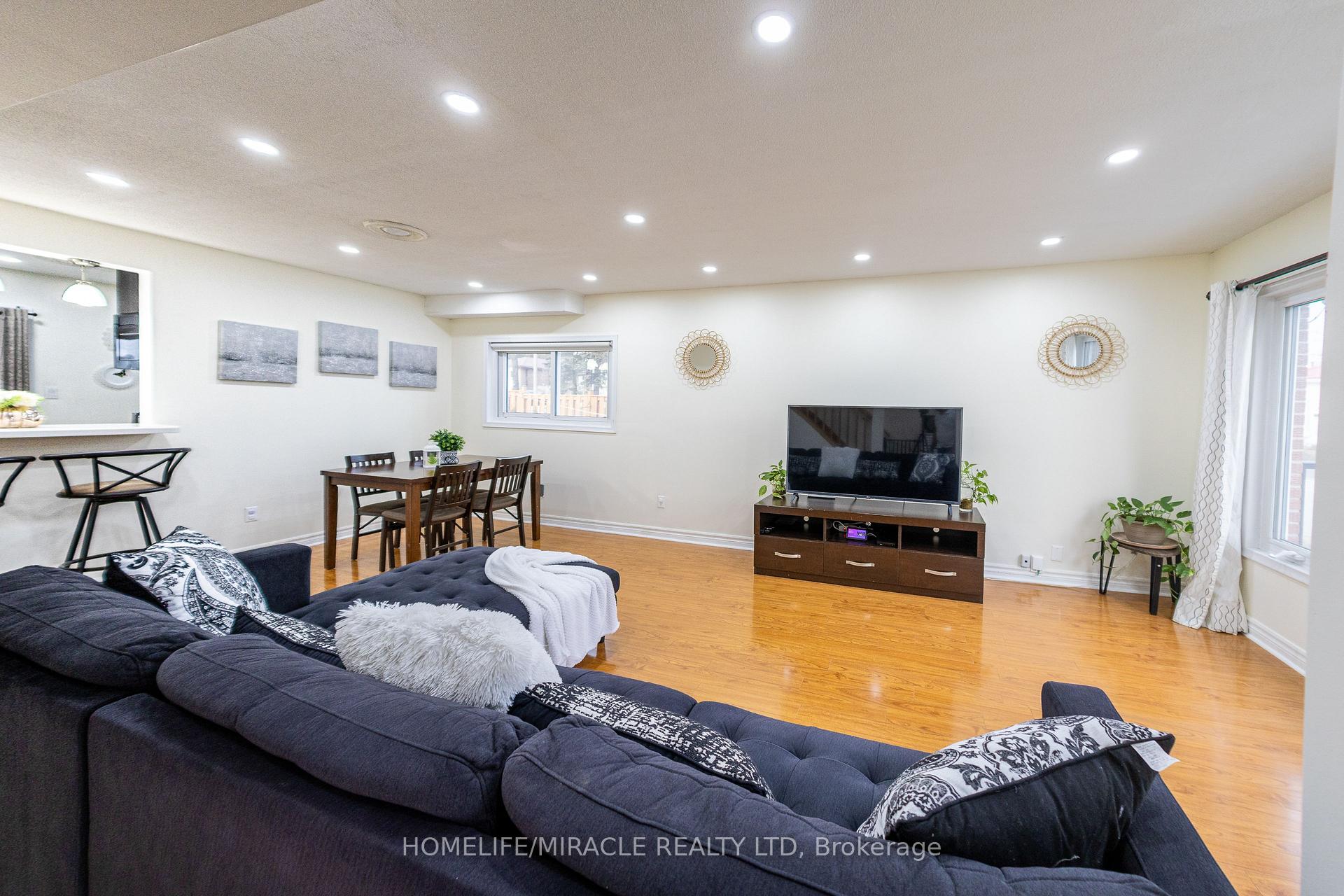 Photo 9 of 40 Dowswell Drive, Scarborough, Malvern — HOMEH