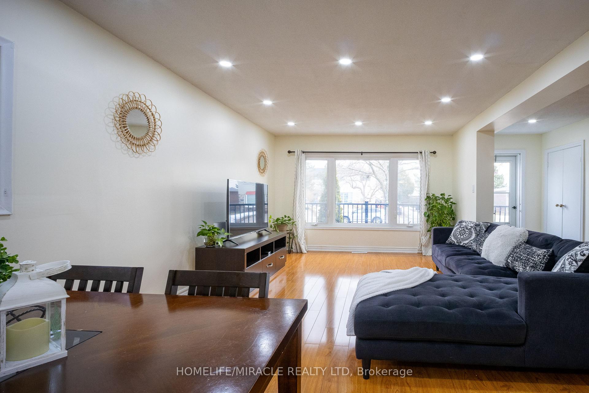 Photo 10 of 40 Dowswell Drive, Scarborough, Malvern — HOMEH