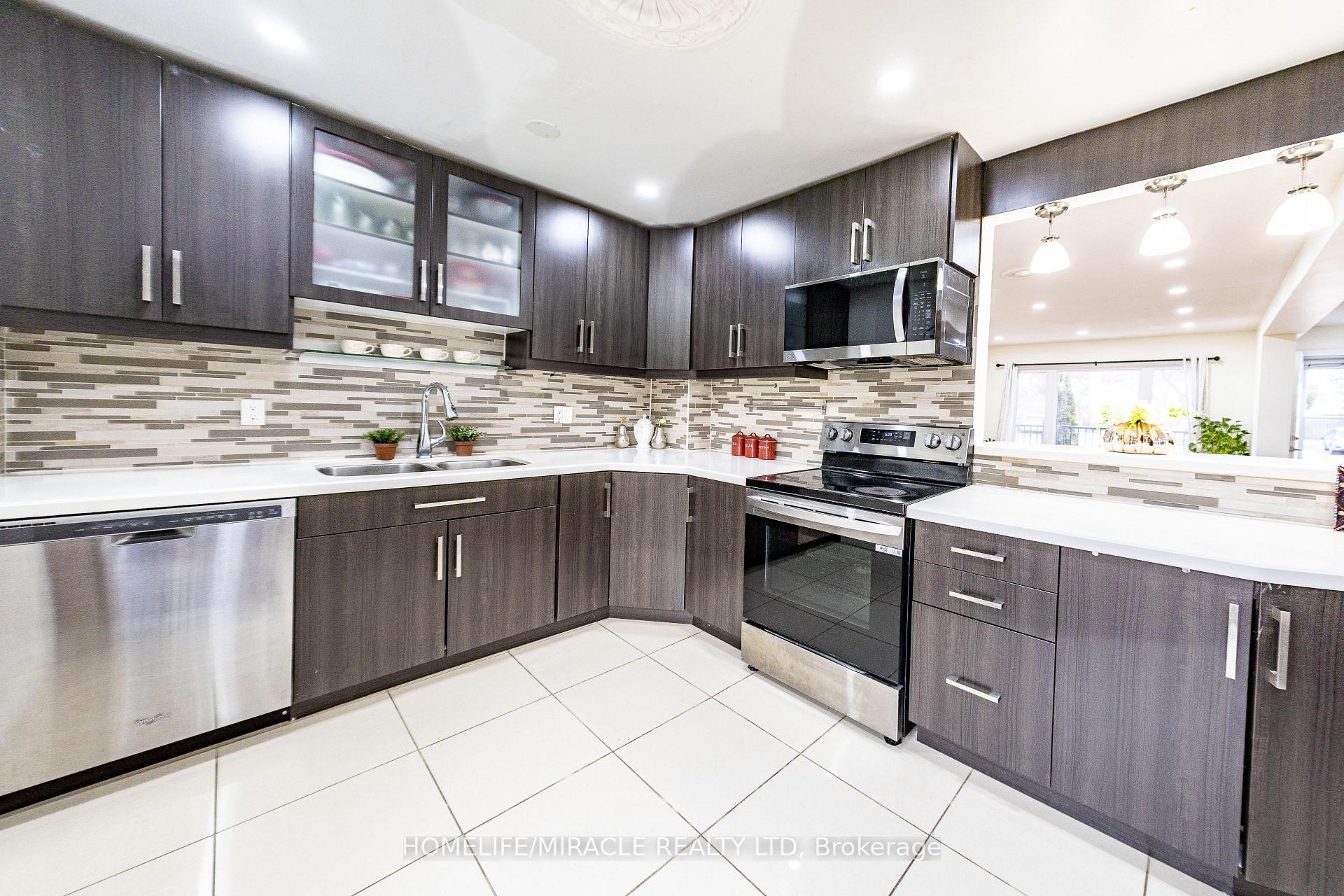 Photo 16 of 40 Dowswell Drive, Scarborough, Malvern — HOMEH