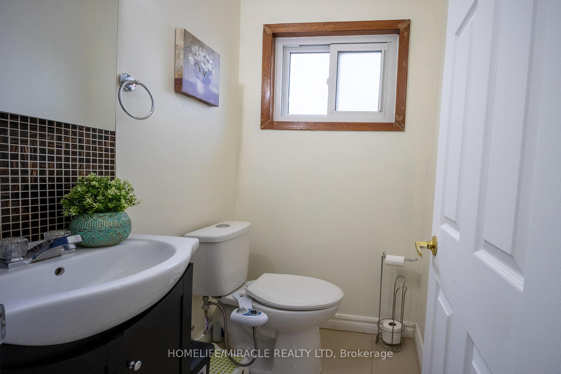Photo 18 of 40 Dowswell Drive, Scarborough, Malvern — HOMEH