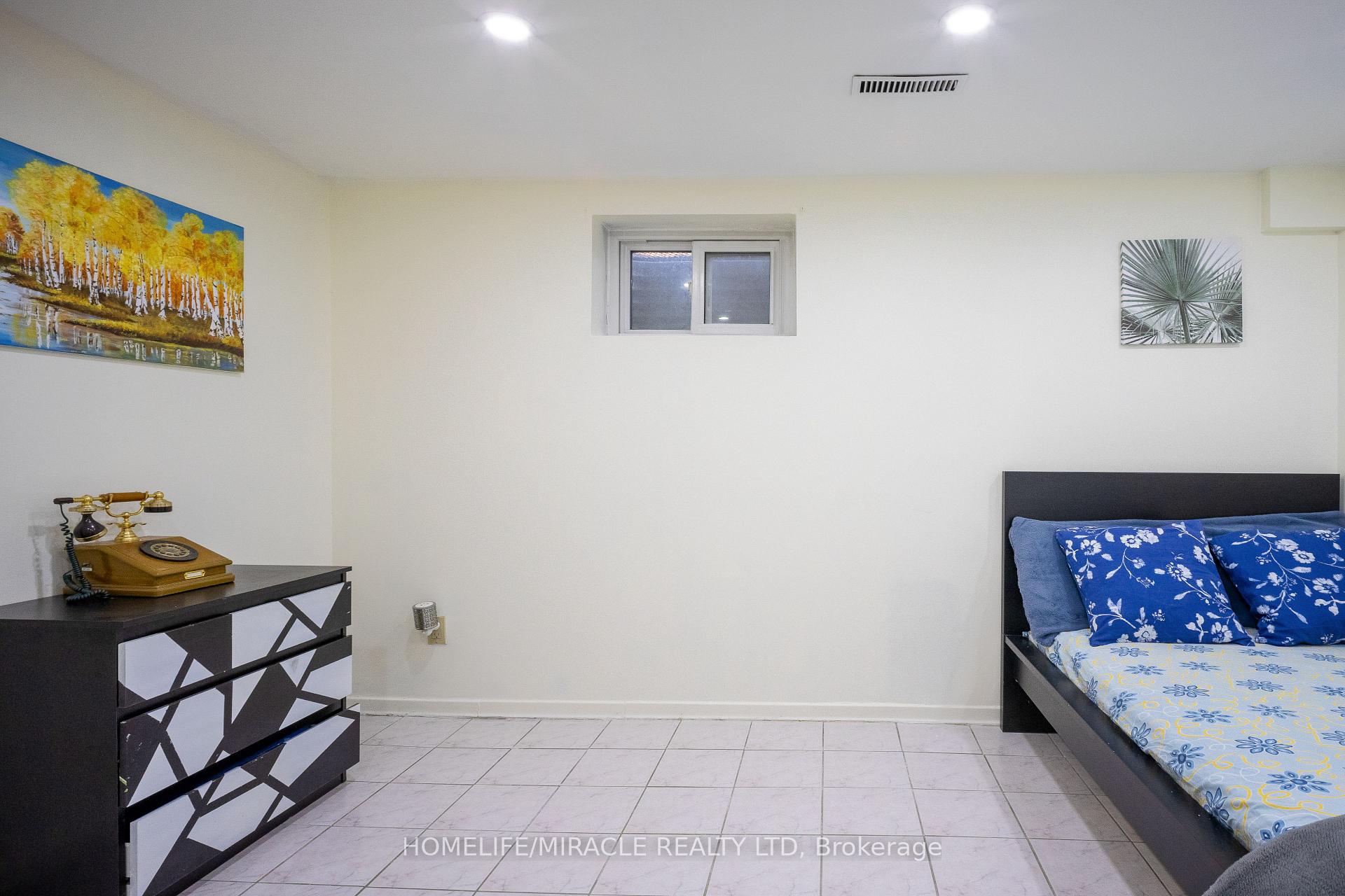 Photo 38 of 40 Dowswell Drive, Scarborough, Malvern — HOMEH