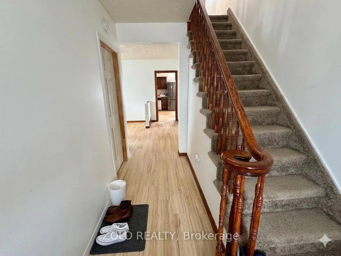 Photo 2 of 408 Mcconnell Avenue, Cornwall — HOMEH