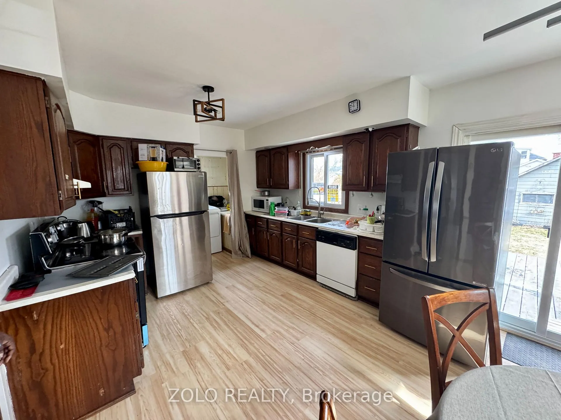 Photo 5 of 408 Mcconnell Avenue, Cornwall — HOMEH