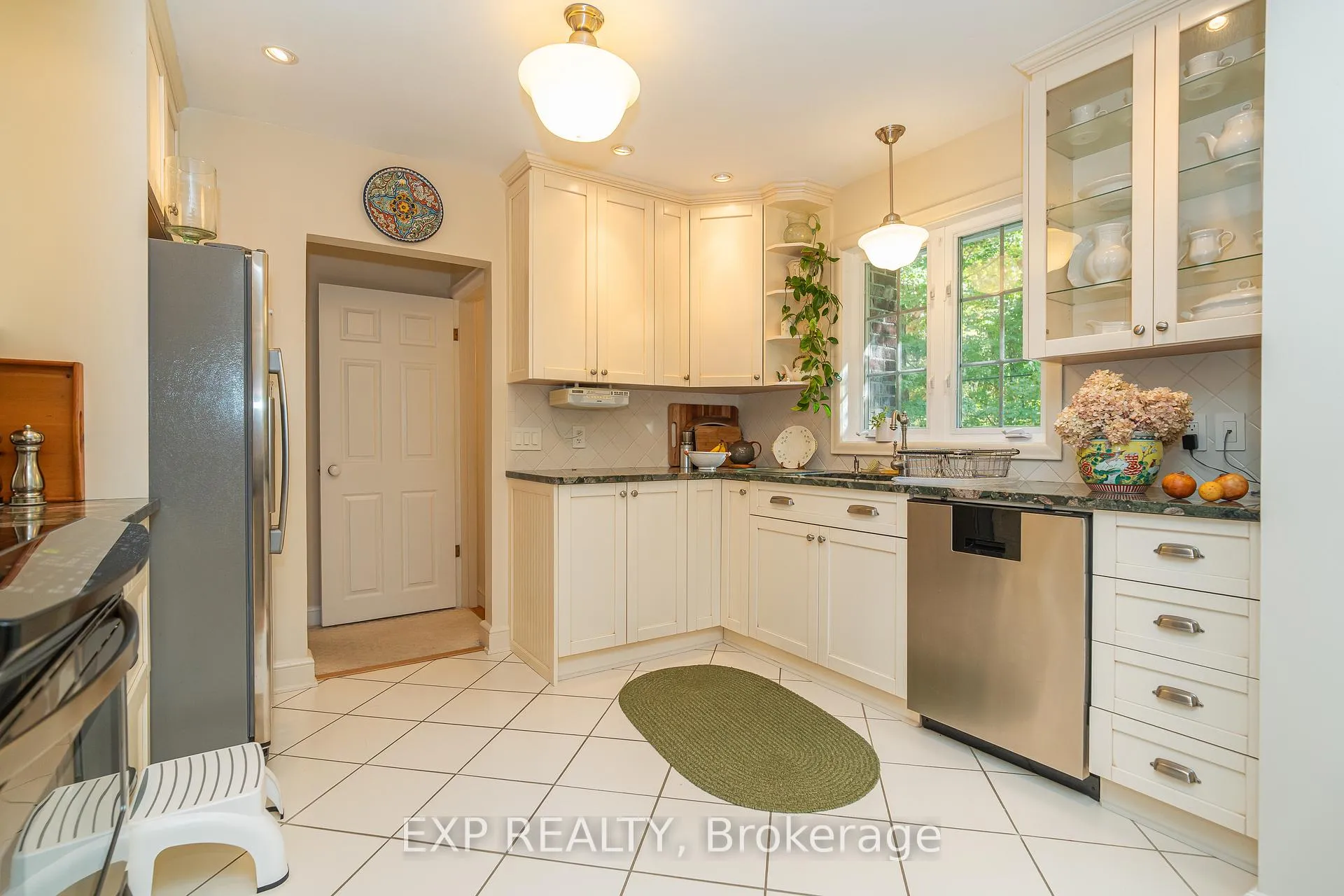 Photo 119 of 504 Thessaly Circle, Ottawa, Alta Vista/Faircrest Heights — HOMEH