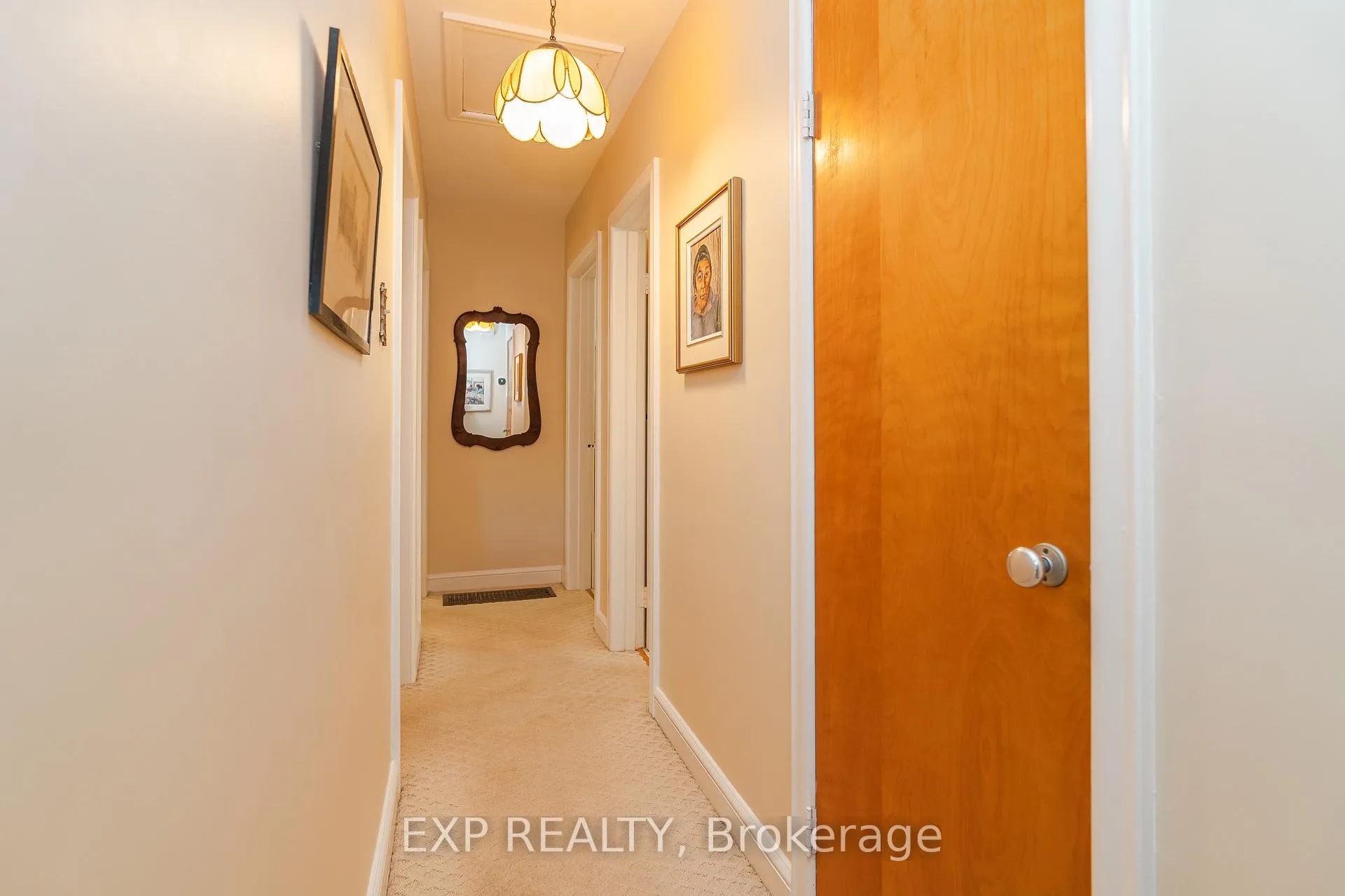 Photo 152 of 504 Thessaly Circle, Ottawa, Alta Vista/Faircrest Heights — HOMEH