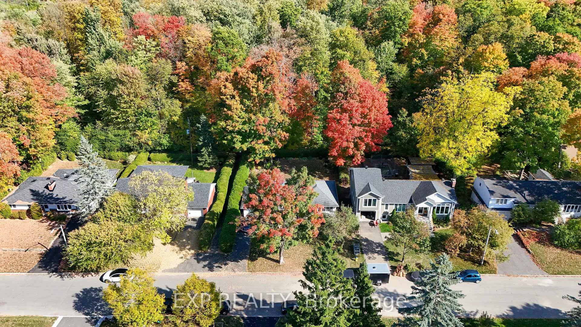 Photo 355 of 504 Thessaly Circle, Ottawa, Alta Vista/Faircrest Heights — HOMEH