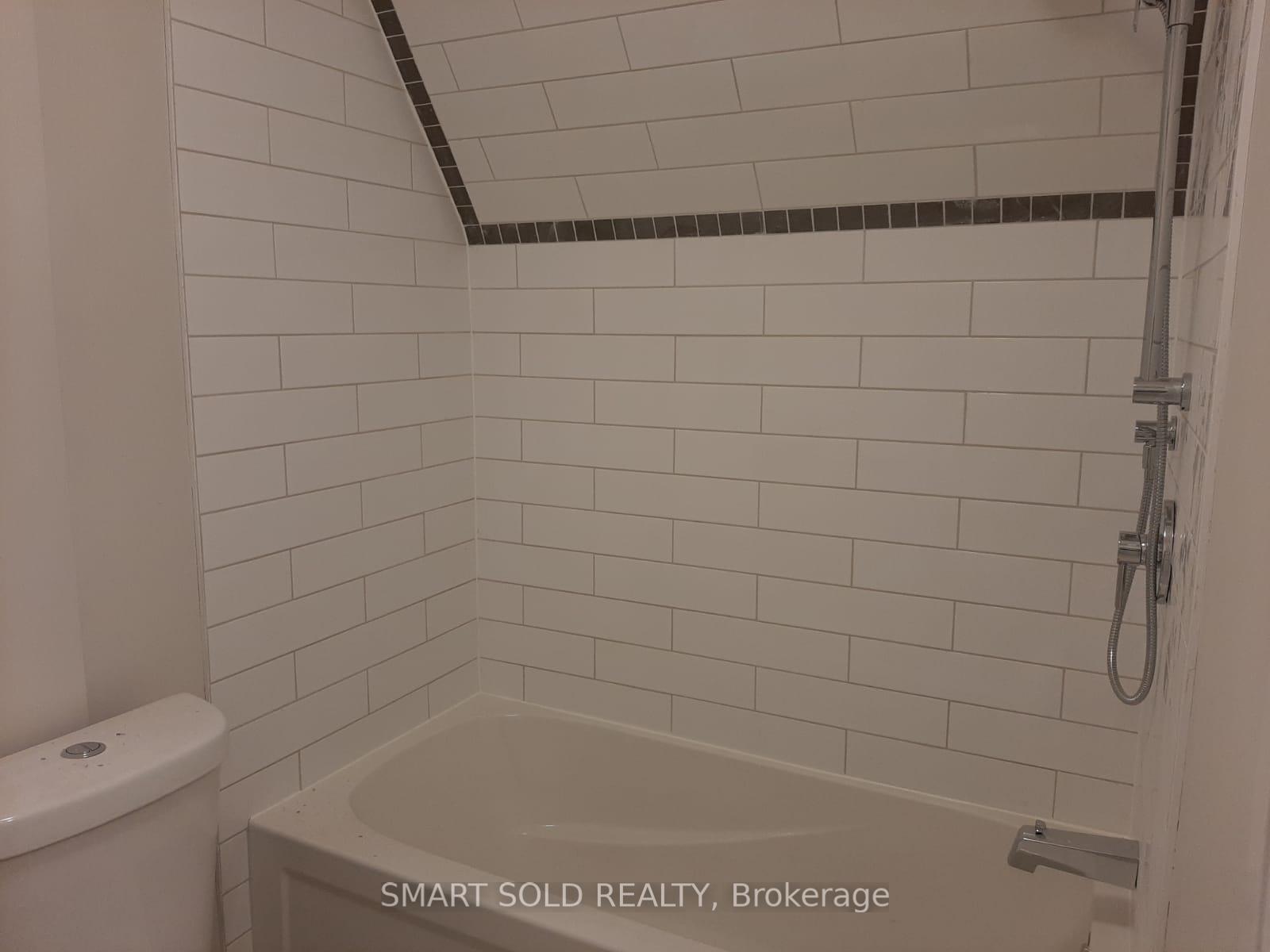 Photo 7 of 138 Delaware Avenue, Toronto, Palmerston-Little Italy — HOMEH