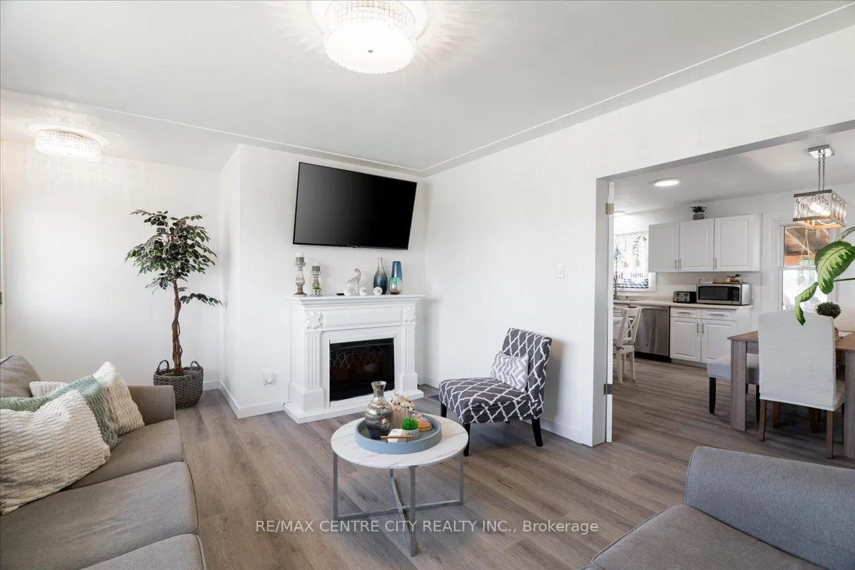 Photo 96 of 2875 Cuddy Drive, Adelaide Metcalfe, Rural Adelaide Metcalfe — HOMEH