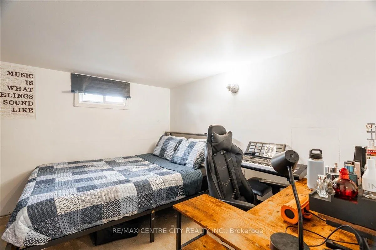 Photo 194 of 2875 Cuddy Drive, Adelaide Metcalfe, Rural Adelaide Metcalfe — HOMEH