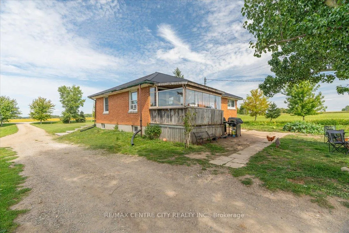 Photo 245 of 2875 Cuddy Drive, Adelaide Metcalfe, Rural Adelaide Metcalfe — HOMEH