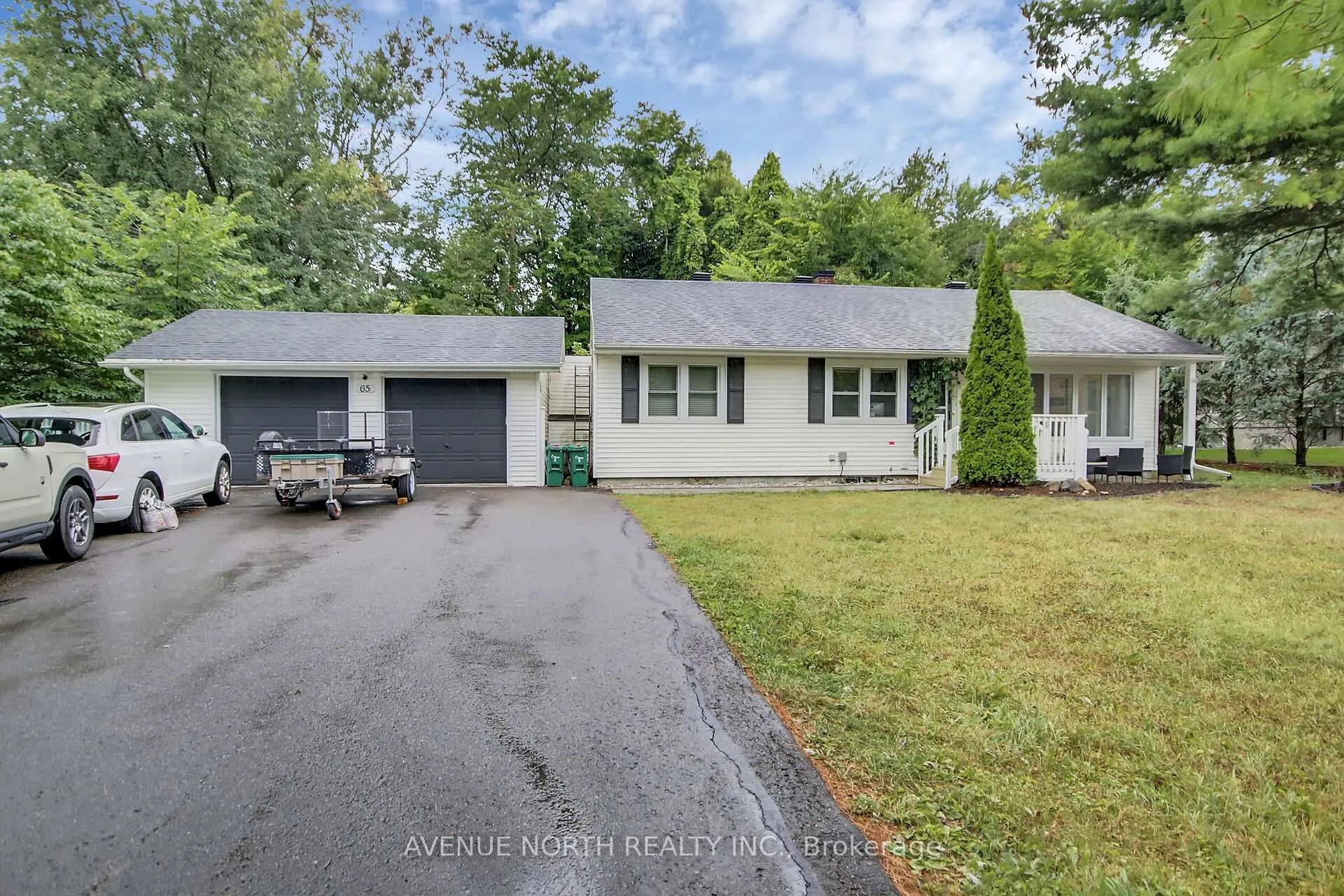 Photo 17 of 65 Rothwell Drive, Ottawa, Rothwell Heights — HOMEH