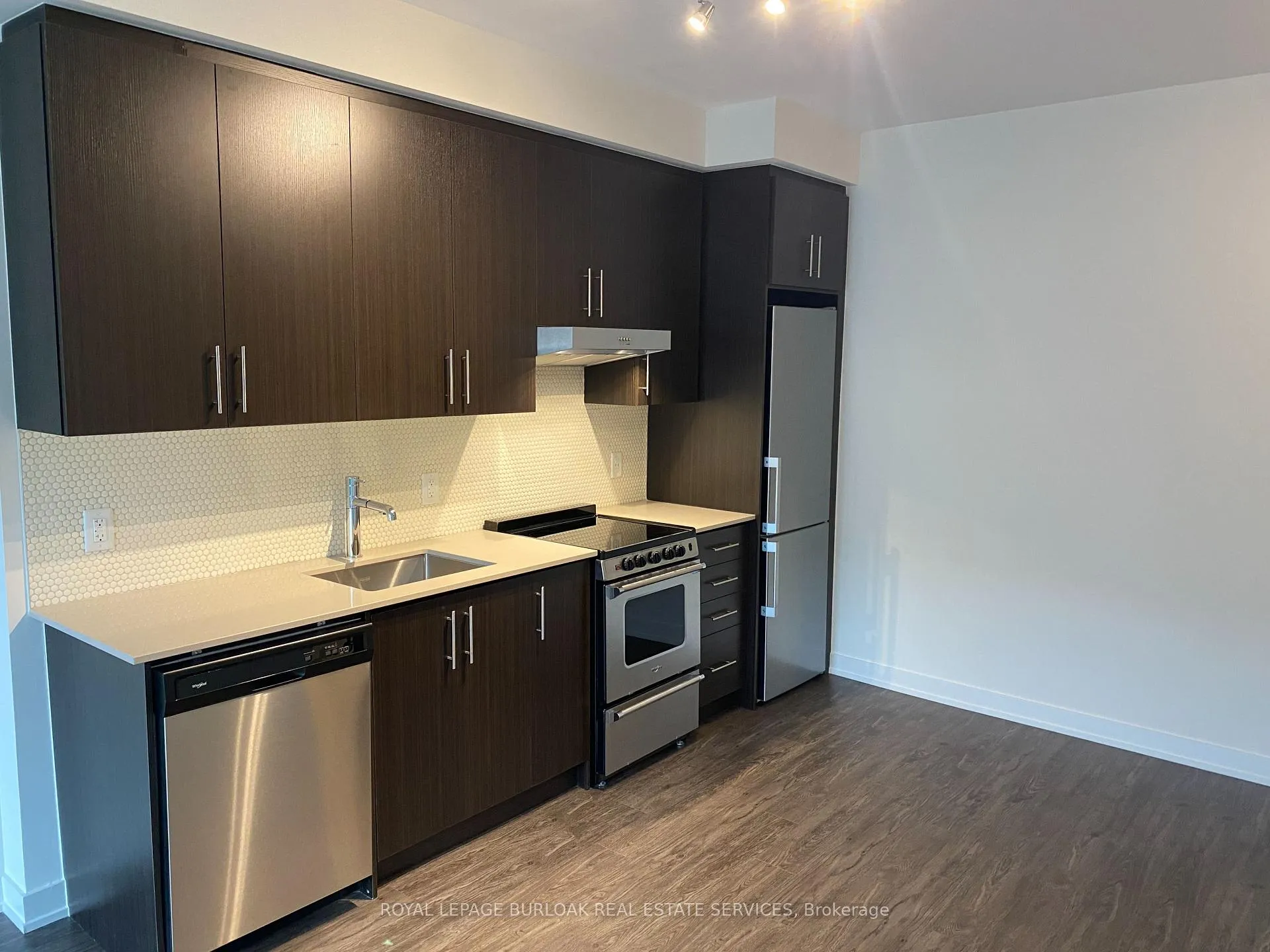 Photo 10 of Unit 423, 212 King William Street E, Hamilton, Beasley — HOMEH