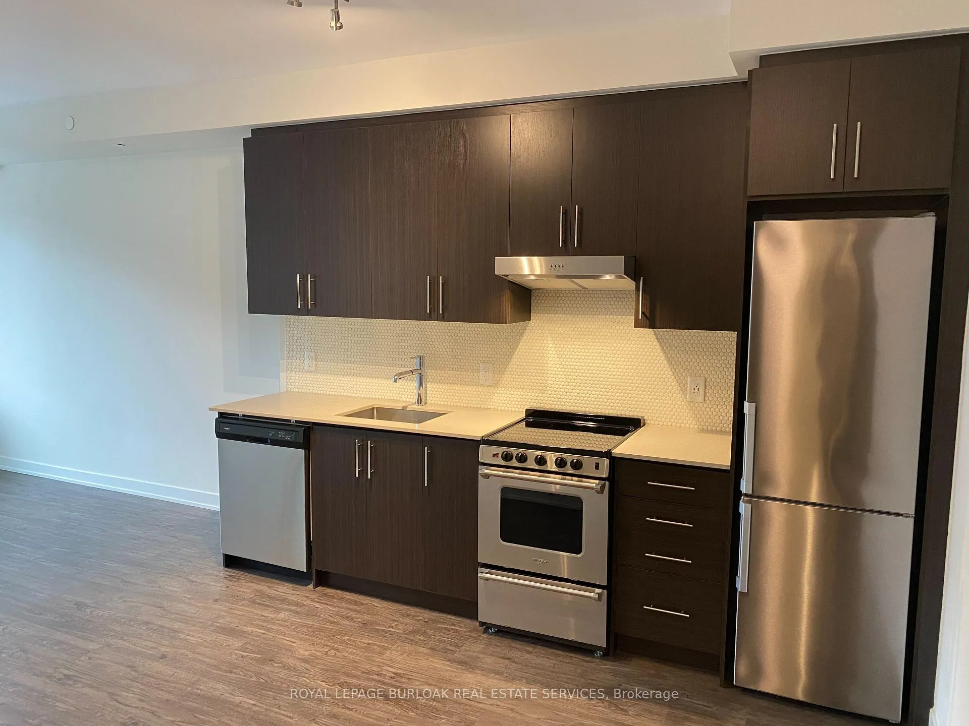 Photo 11 of Unit 423, 212 King William Street E, Hamilton, Beasley — HOMEH