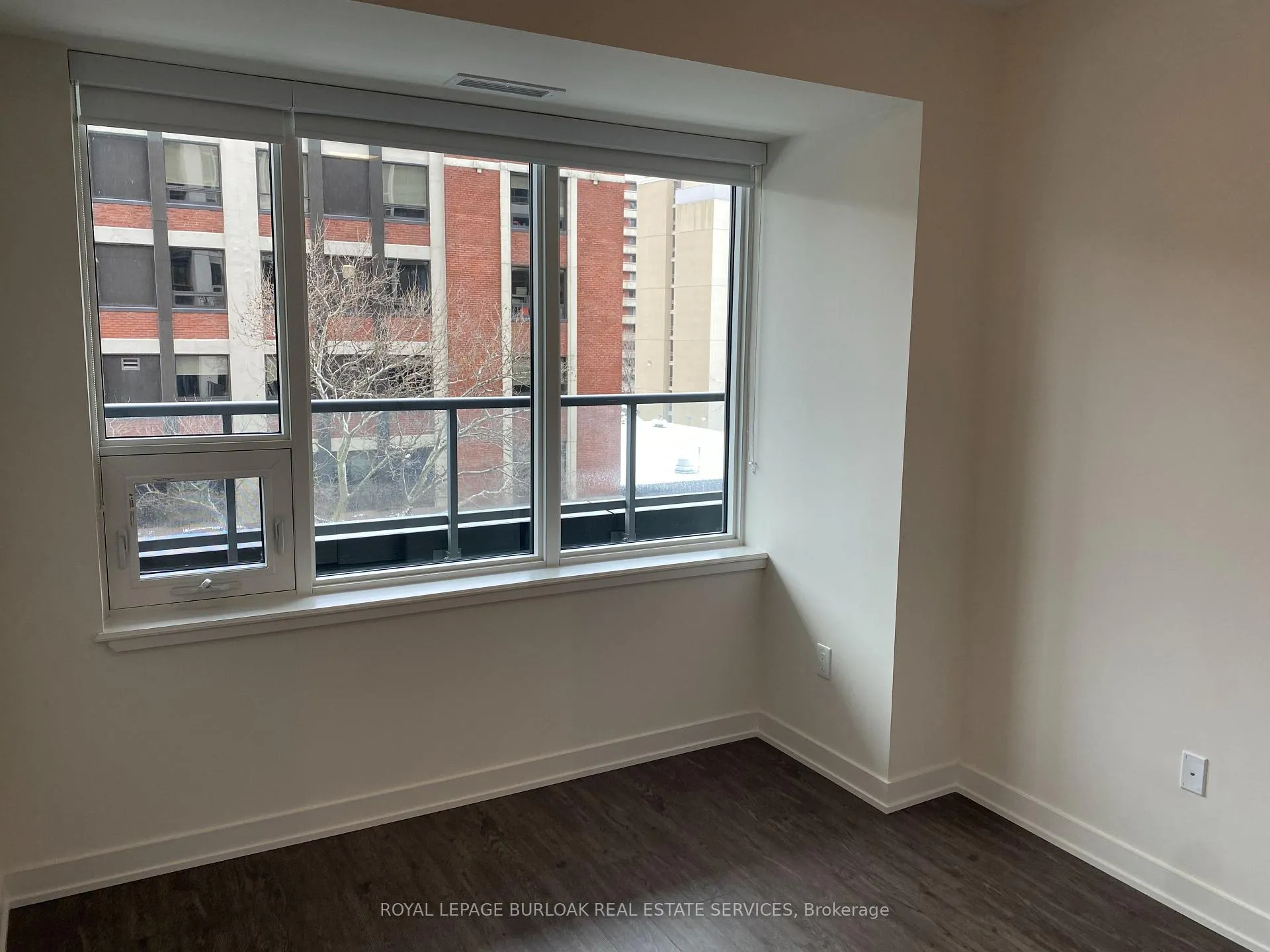 Photo 16 of Unit 423, 212 King William Street E, Hamilton, Beasley — HOMEH