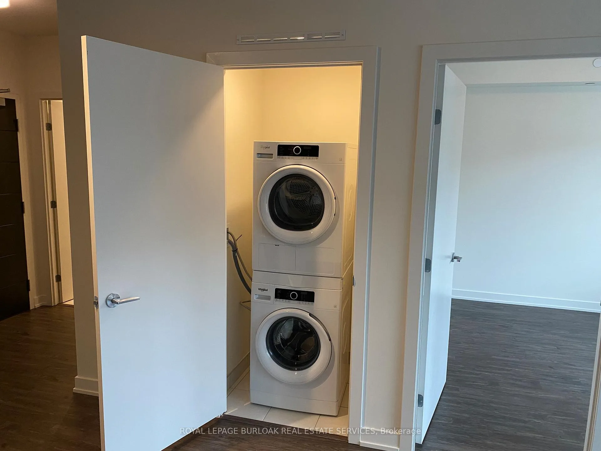 Photo 19 of Unit 423, 212 King William Street E, Hamilton, Beasley — HOMEH