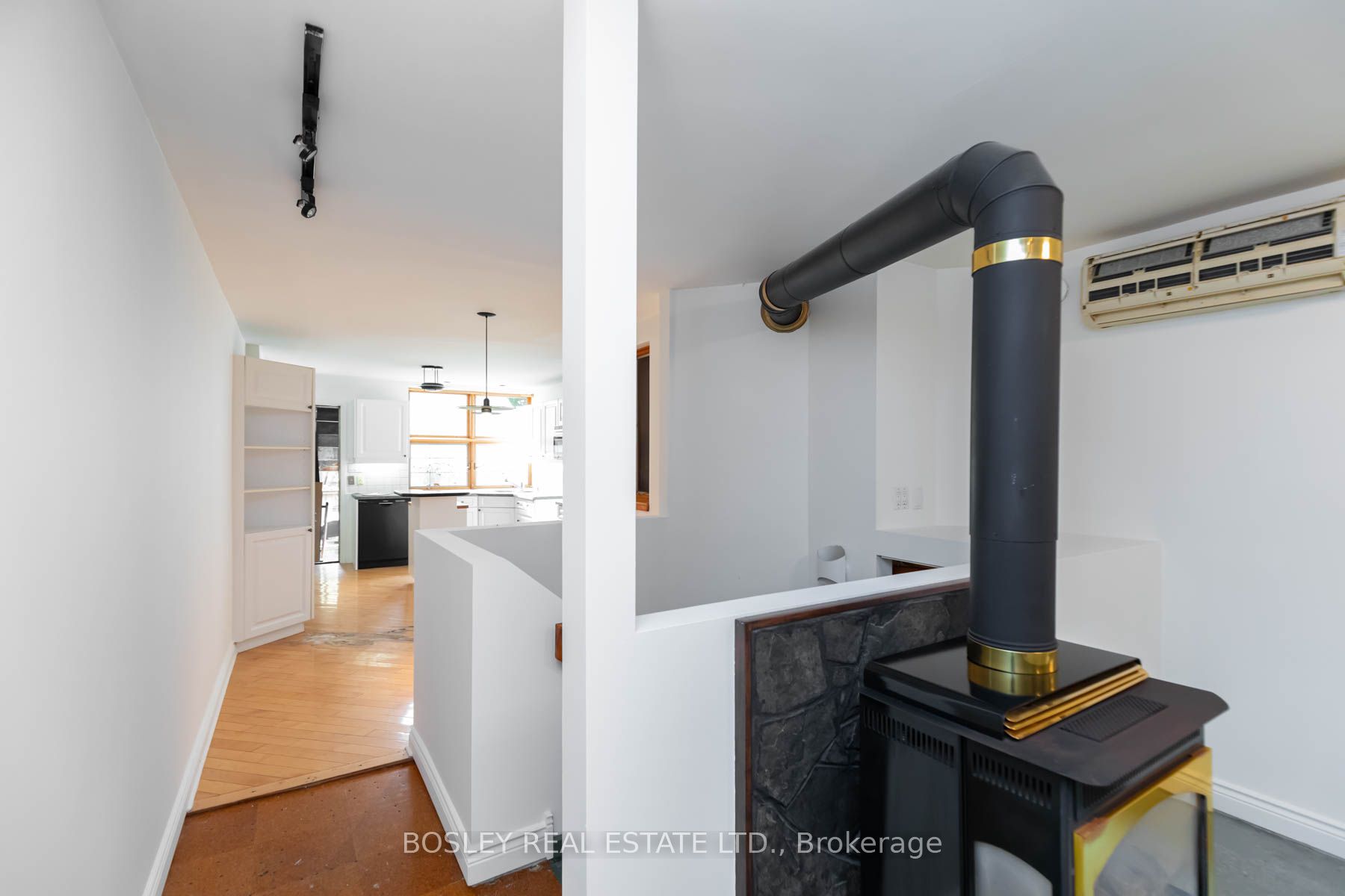 Photo 47 of 415 Wellesley Street E, Toronto, Cabbagetown-South St. James Town — HOMEH