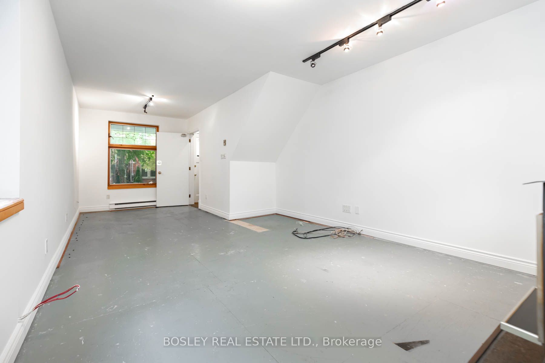 Photo 42 of 415 Wellesley Street E, Toronto, Cabbagetown-South St. James Town — HOMEH