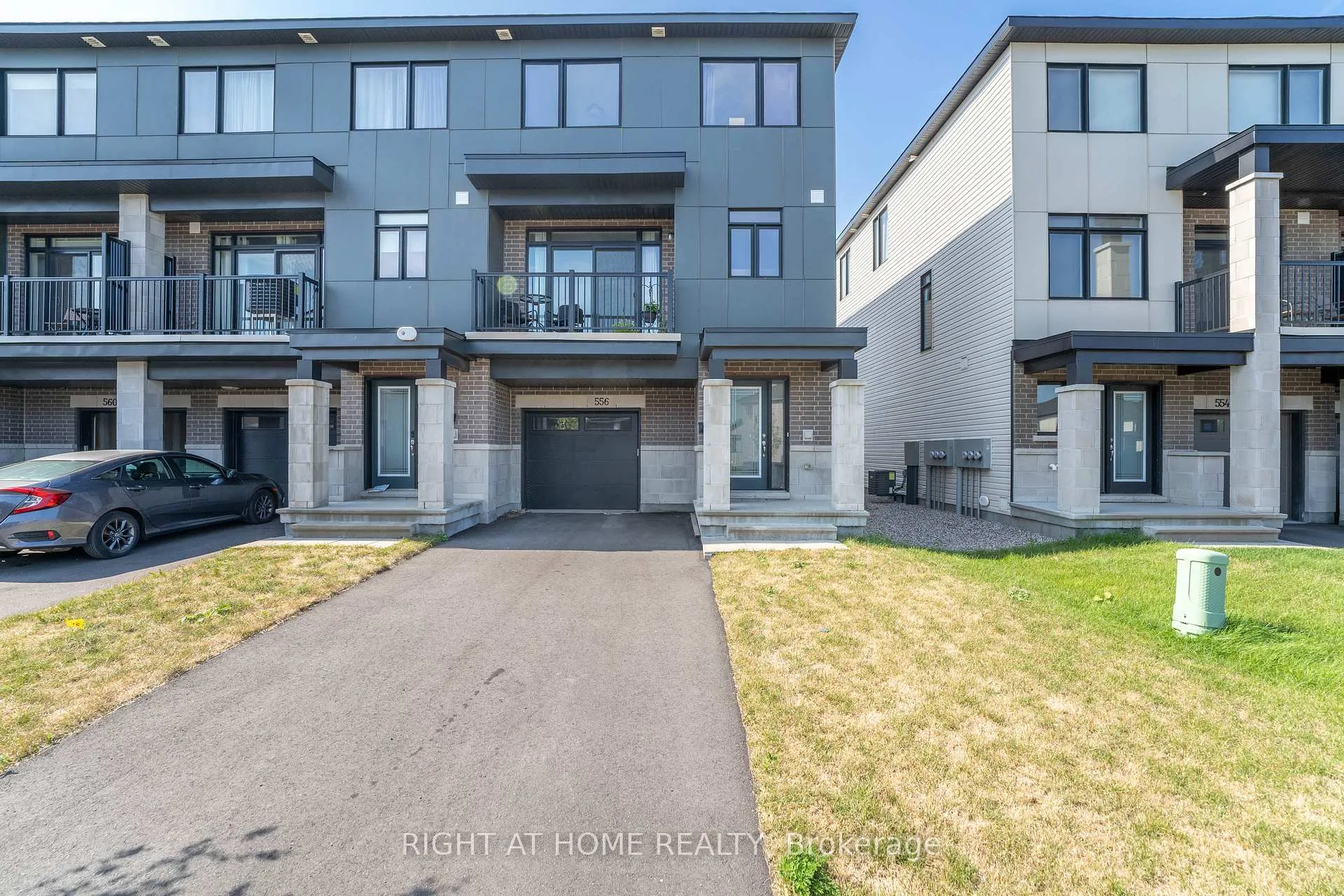 Photo 2 of 556 Tahoe Heights, Ottawa, Leitrim — HOMEH