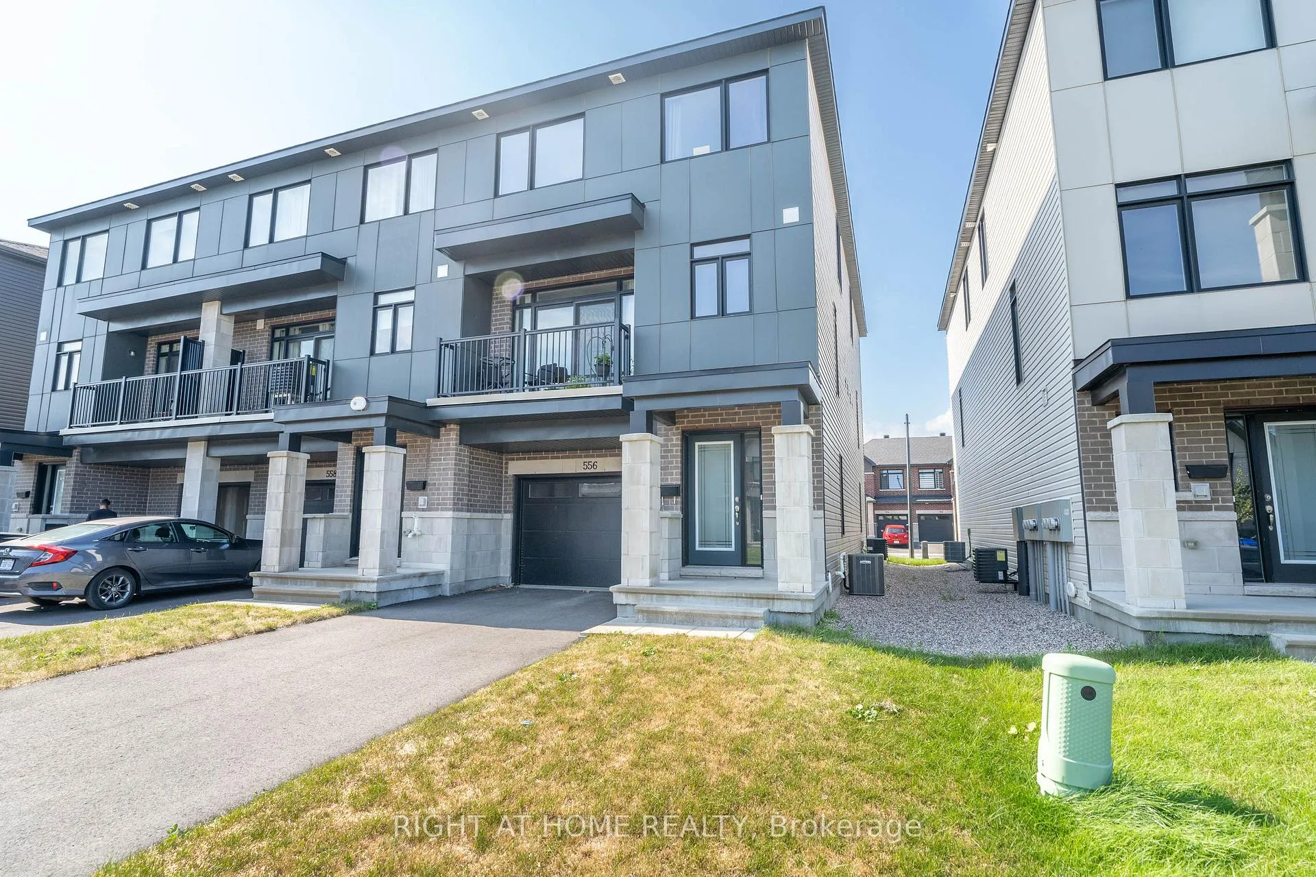 Photo 3 of 556 Tahoe Heights, Ottawa, Leitrim — HOMEH
