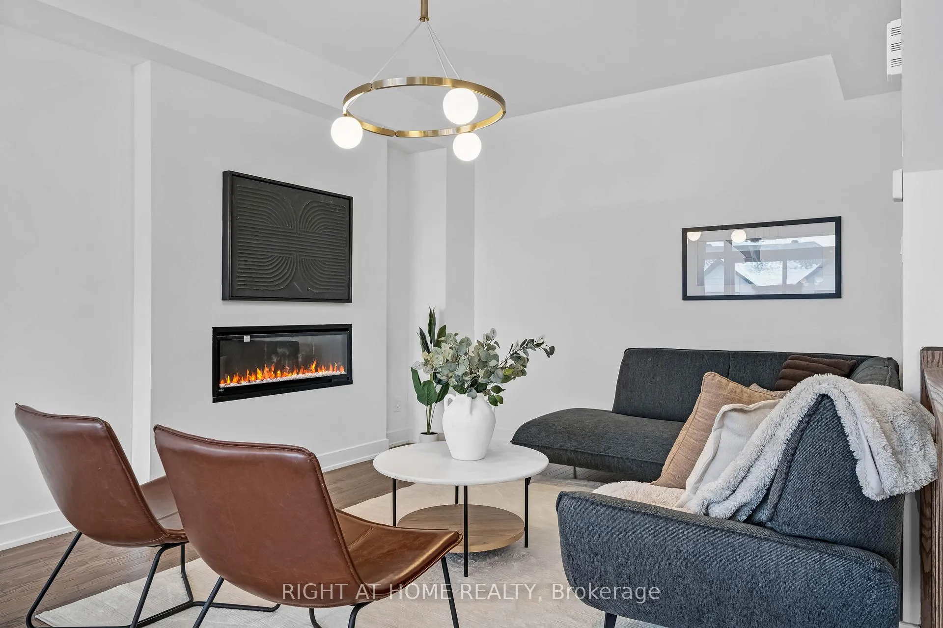Photo 12 of 556 Tahoe Heights, Ottawa, Leitrim — HOMEH