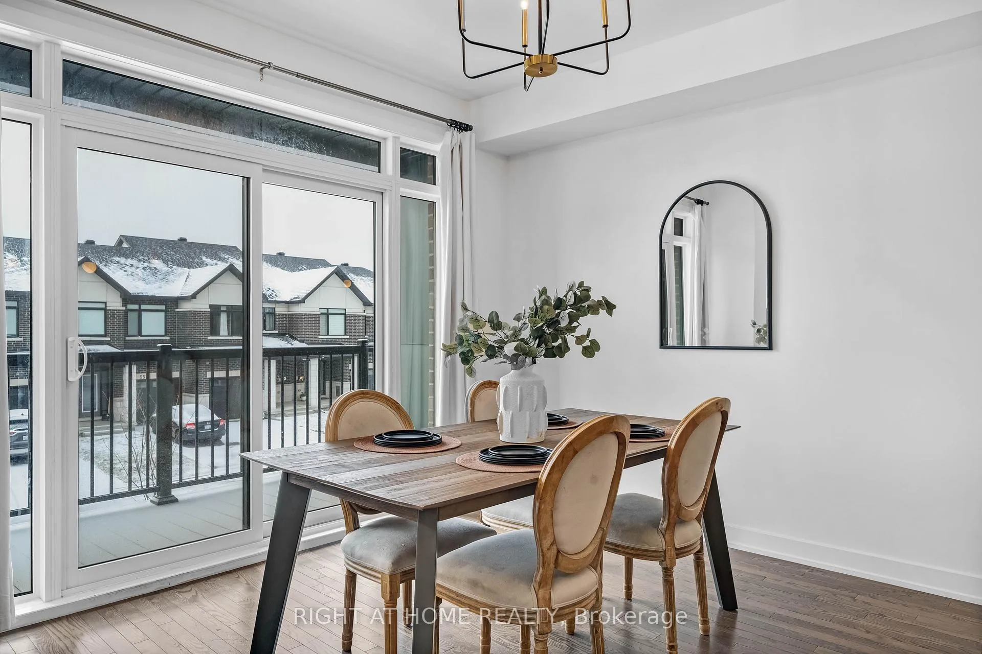 Photo 19 of 556 Tahoe Heights, Ottawa, Leitrim — HOMEH