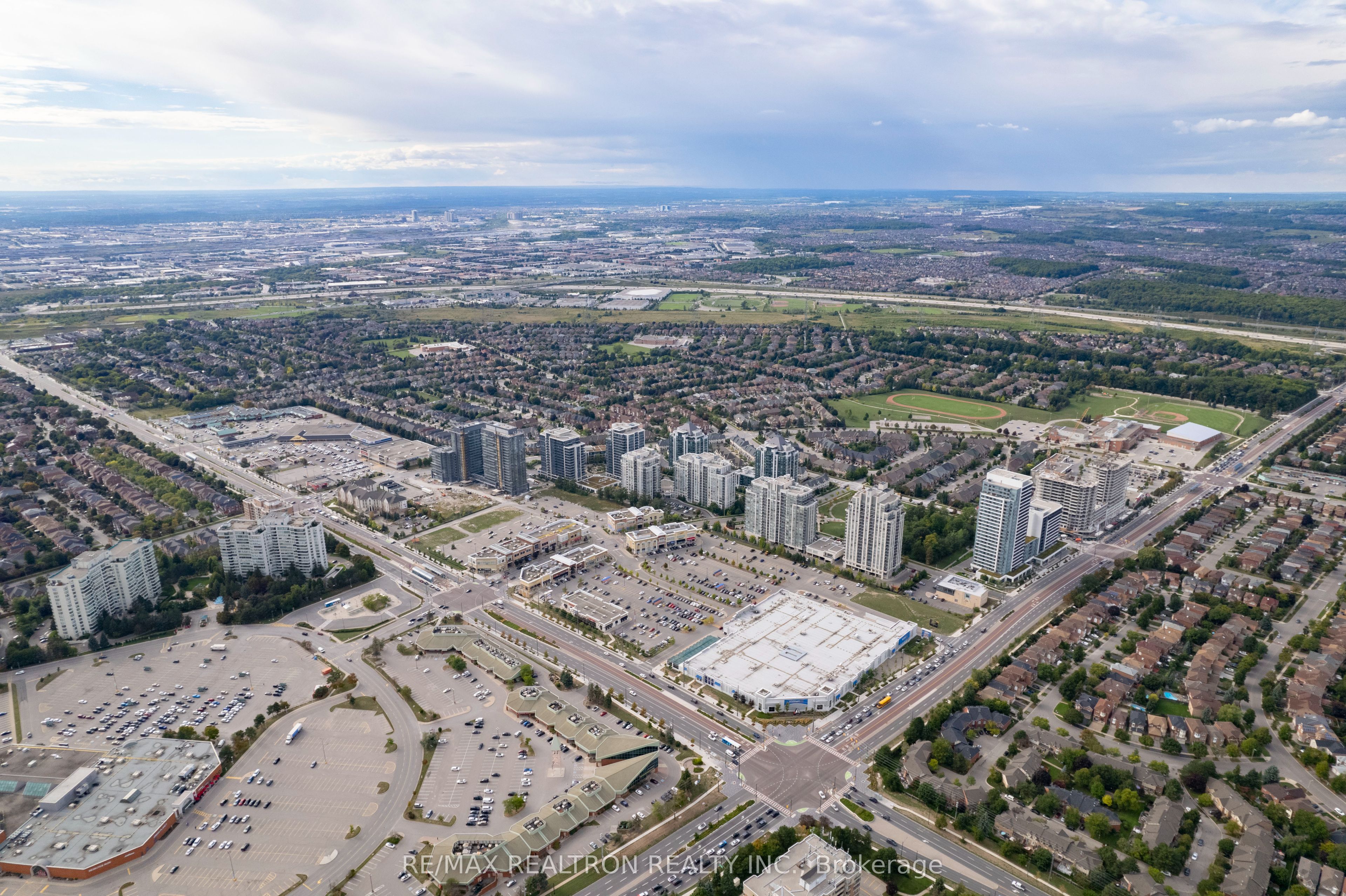 Photo 79 of Unit 608, 75 North Park Road, Vaughan, Beverley Glen — HOMEH