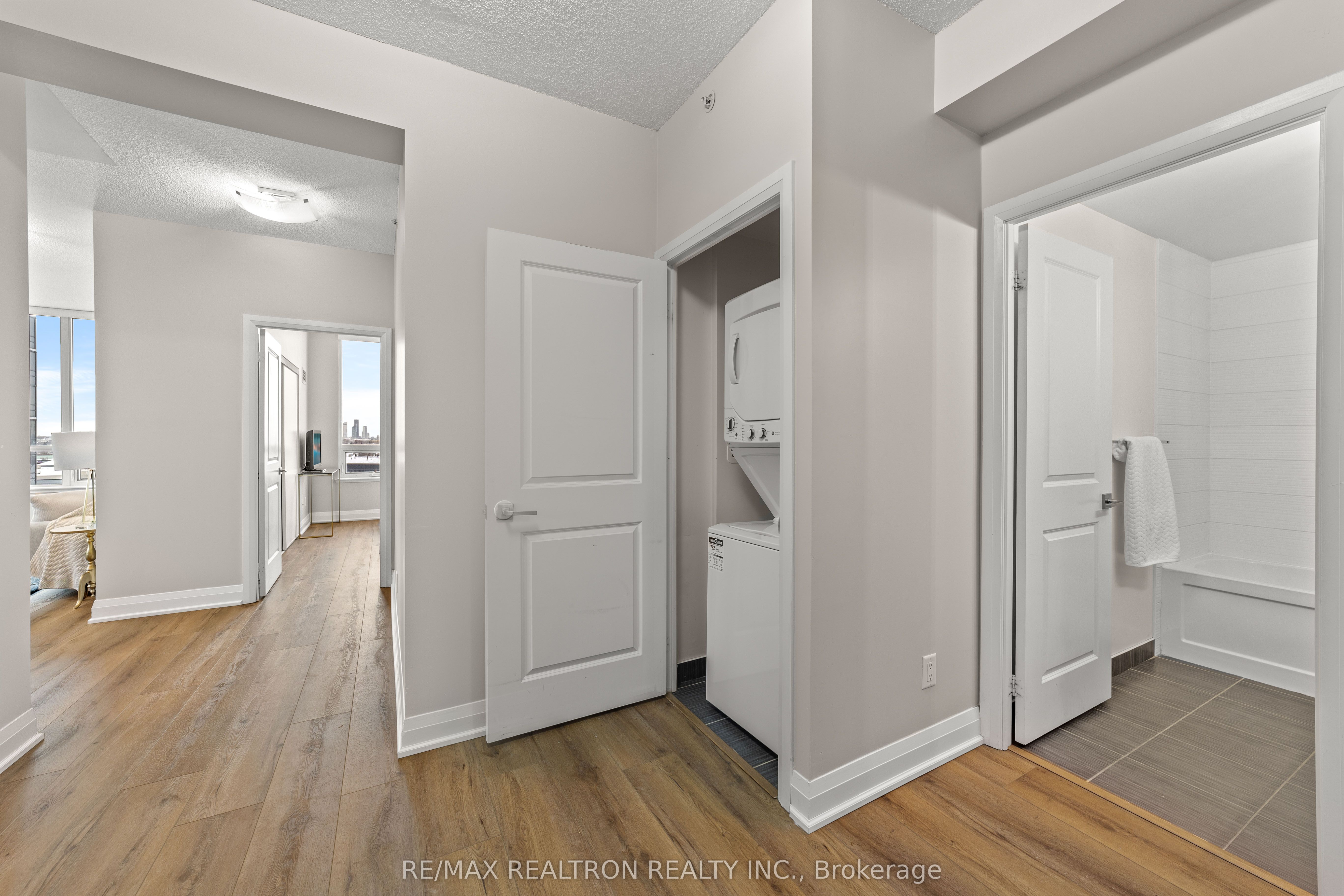 Photo 50 of Unit 608, 75 North Park Road, Vaughan, Beverley Glen — HOMEH